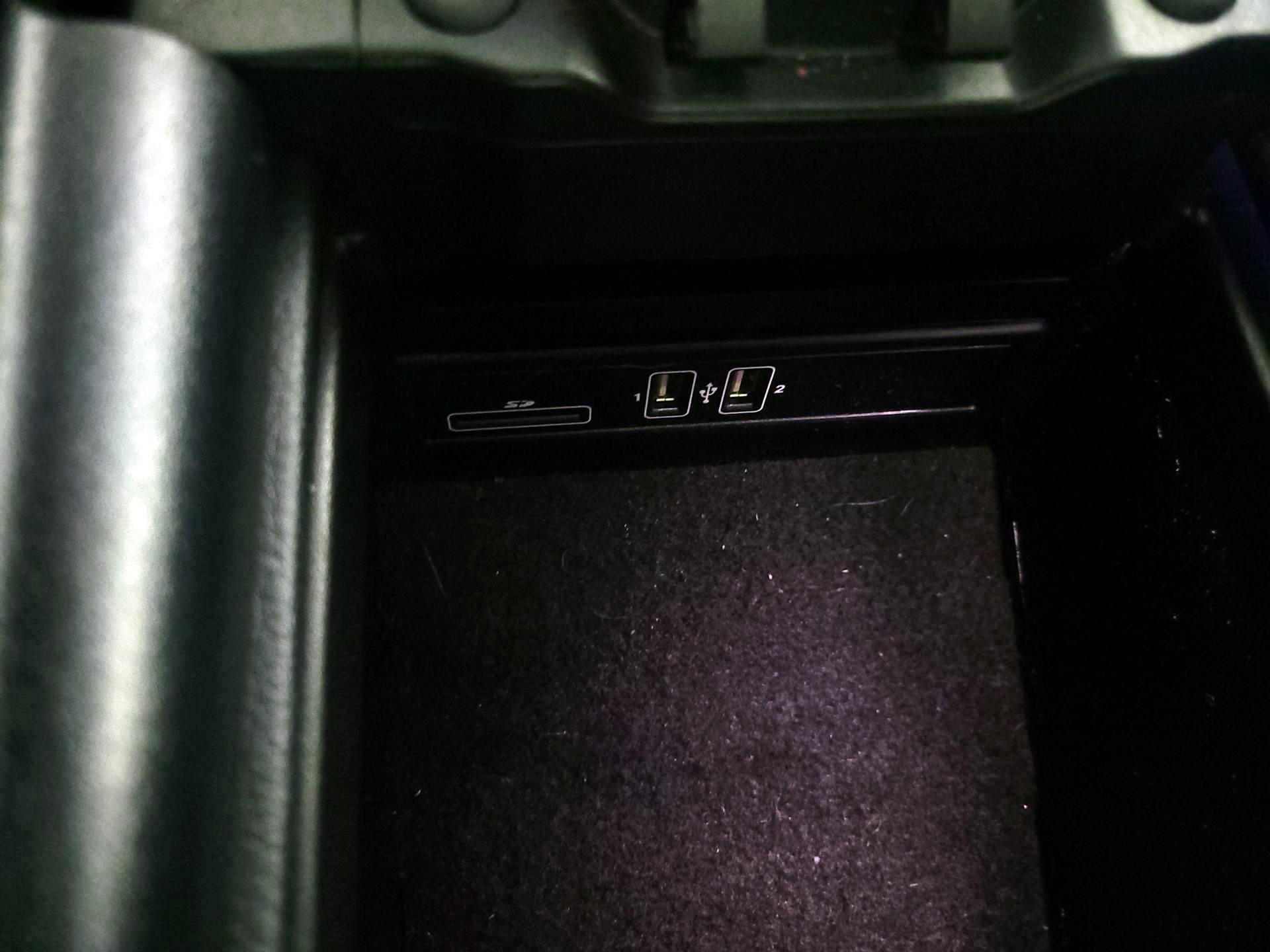 Thumbnail: 2020 Mercedes-Benz E-Class - 19