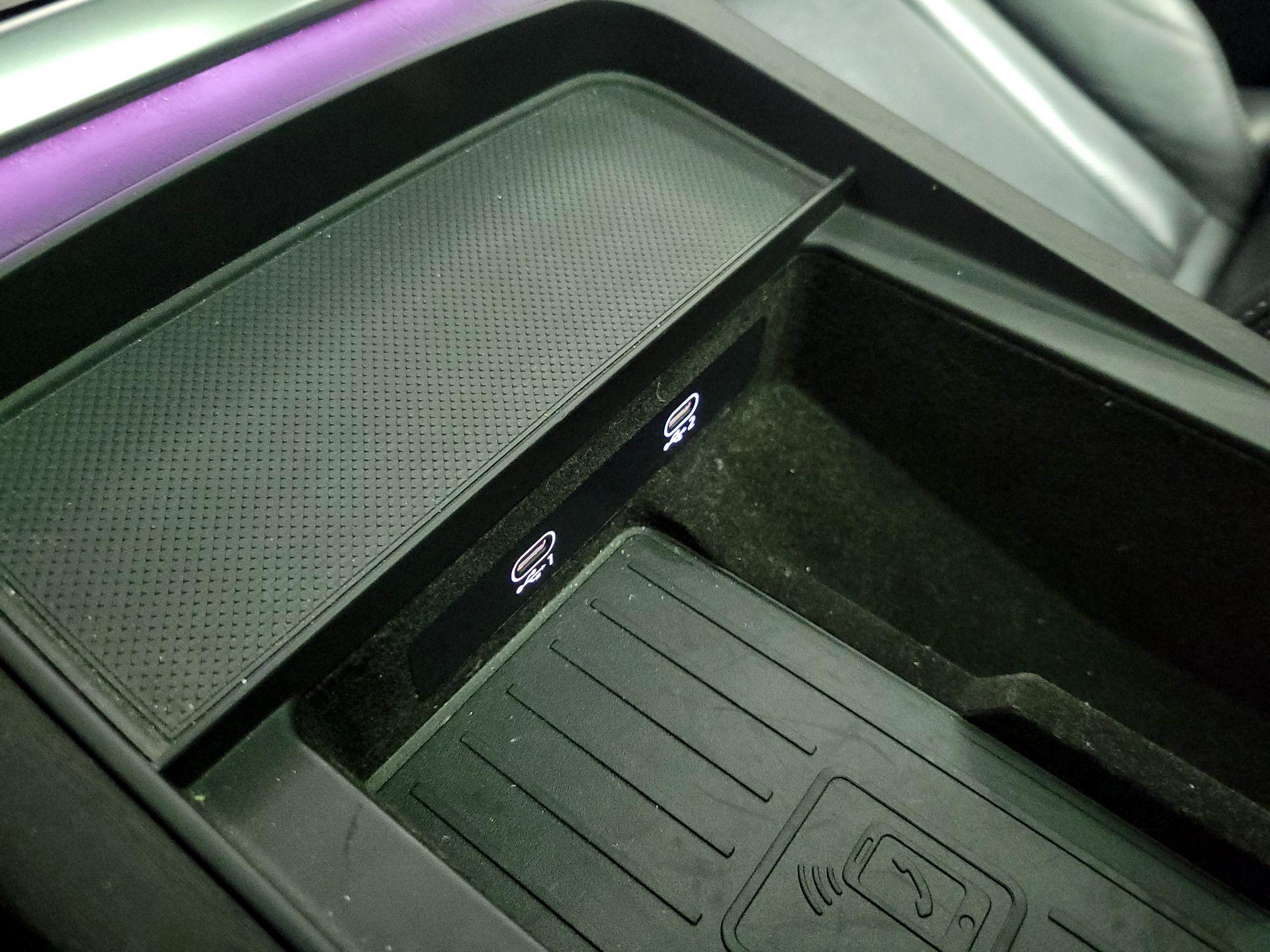 Thumbnail: 2021 Audi Q8 - 19