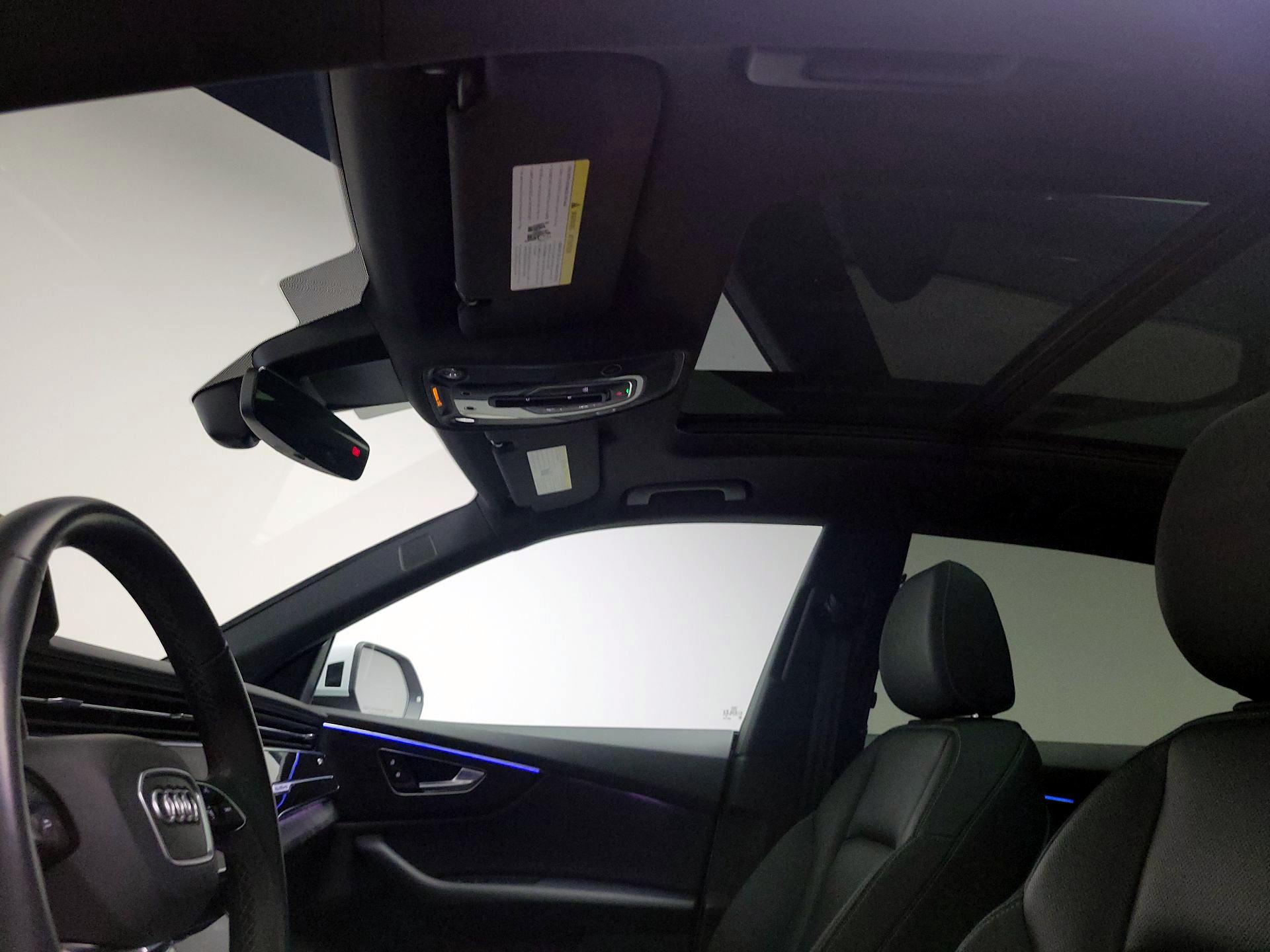 Thumbnail: 2021 Audi Q8 - 20