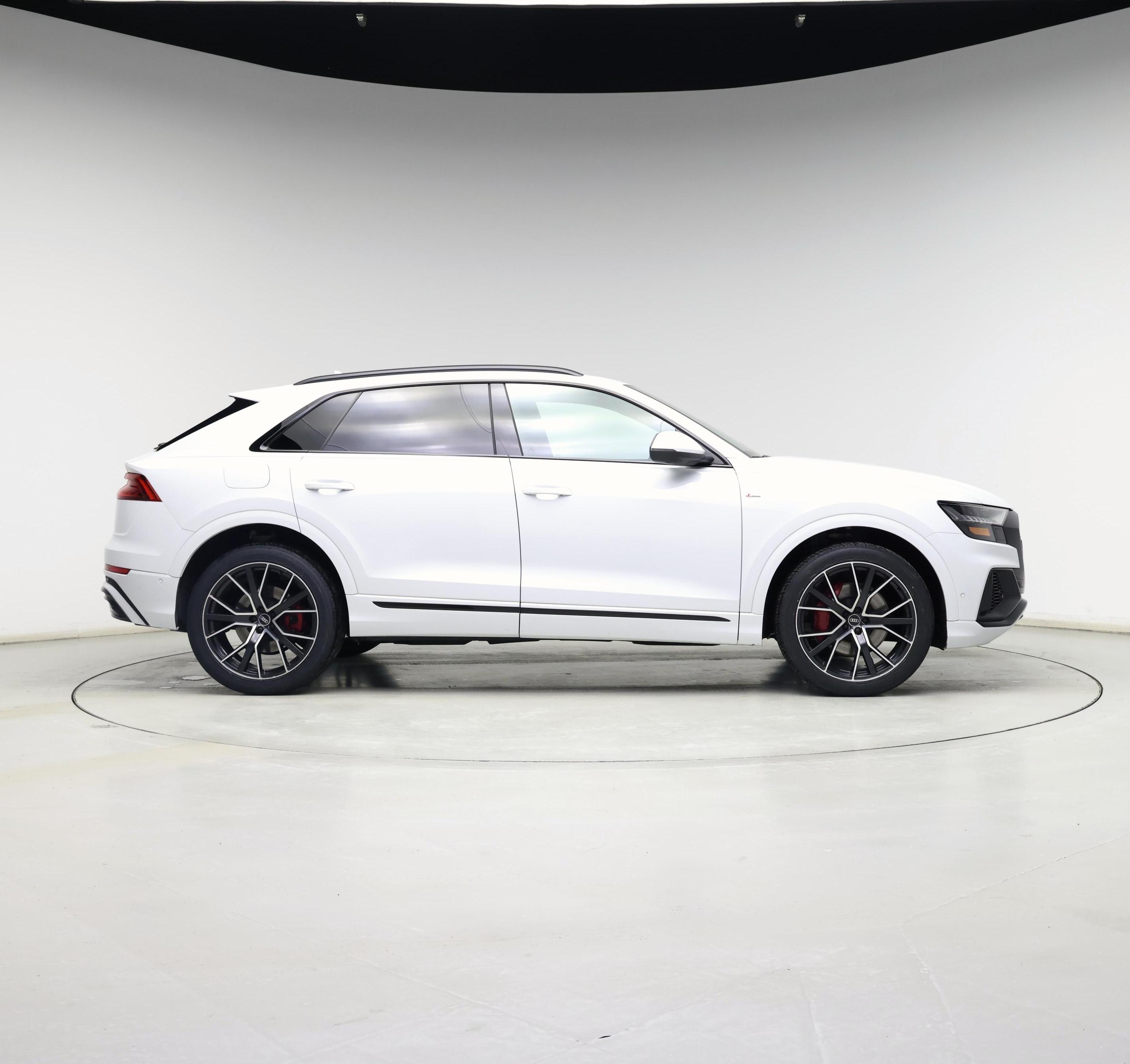 Thumbnail: 2021 Audi Q8 - 7