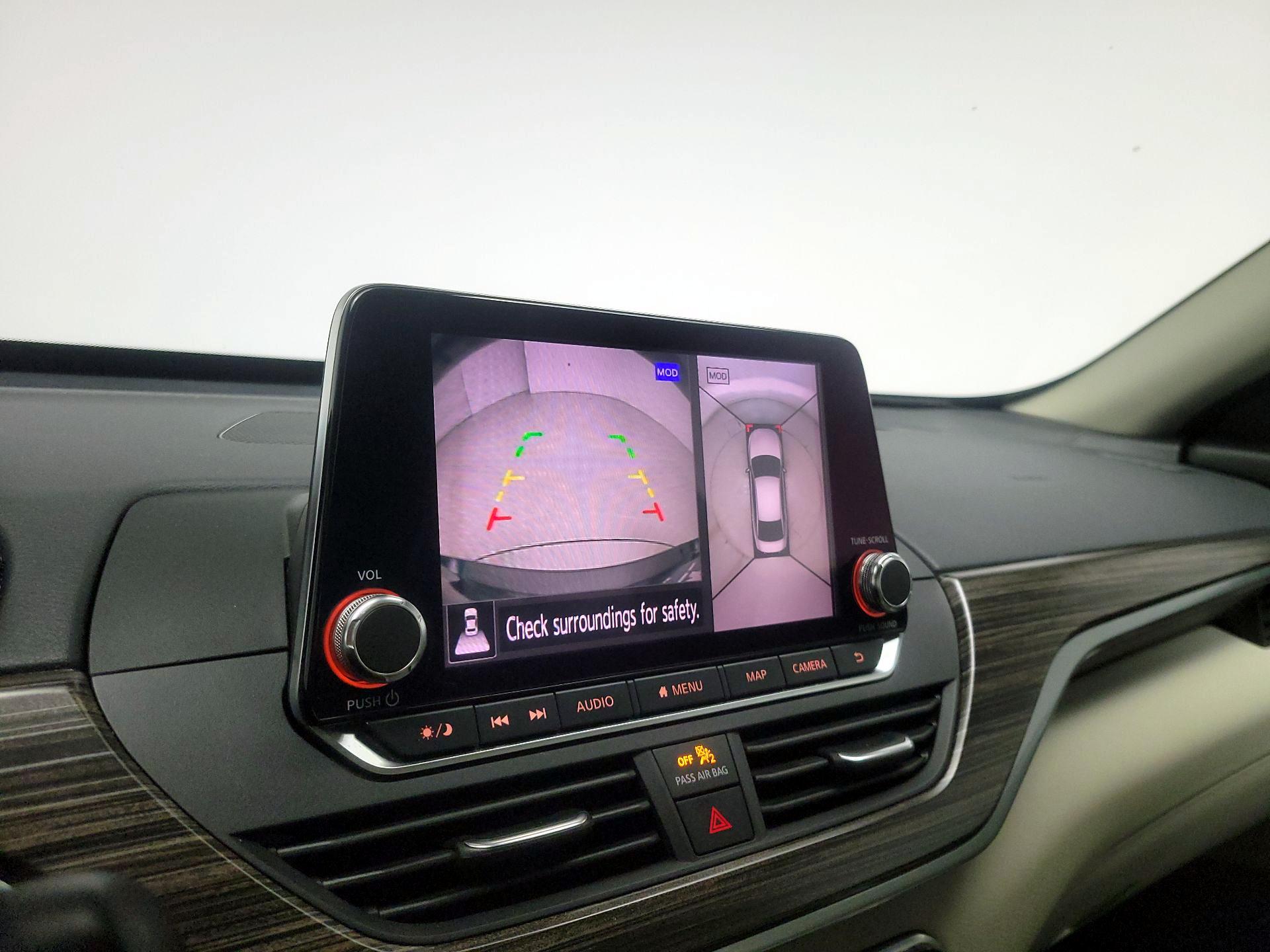 Thumbnail: 2019 Nissan Altima - 15