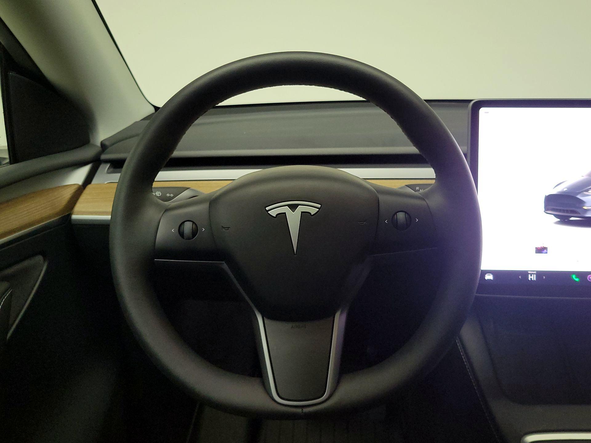 Thumbnail: 2024 Tesla Model Y - 10