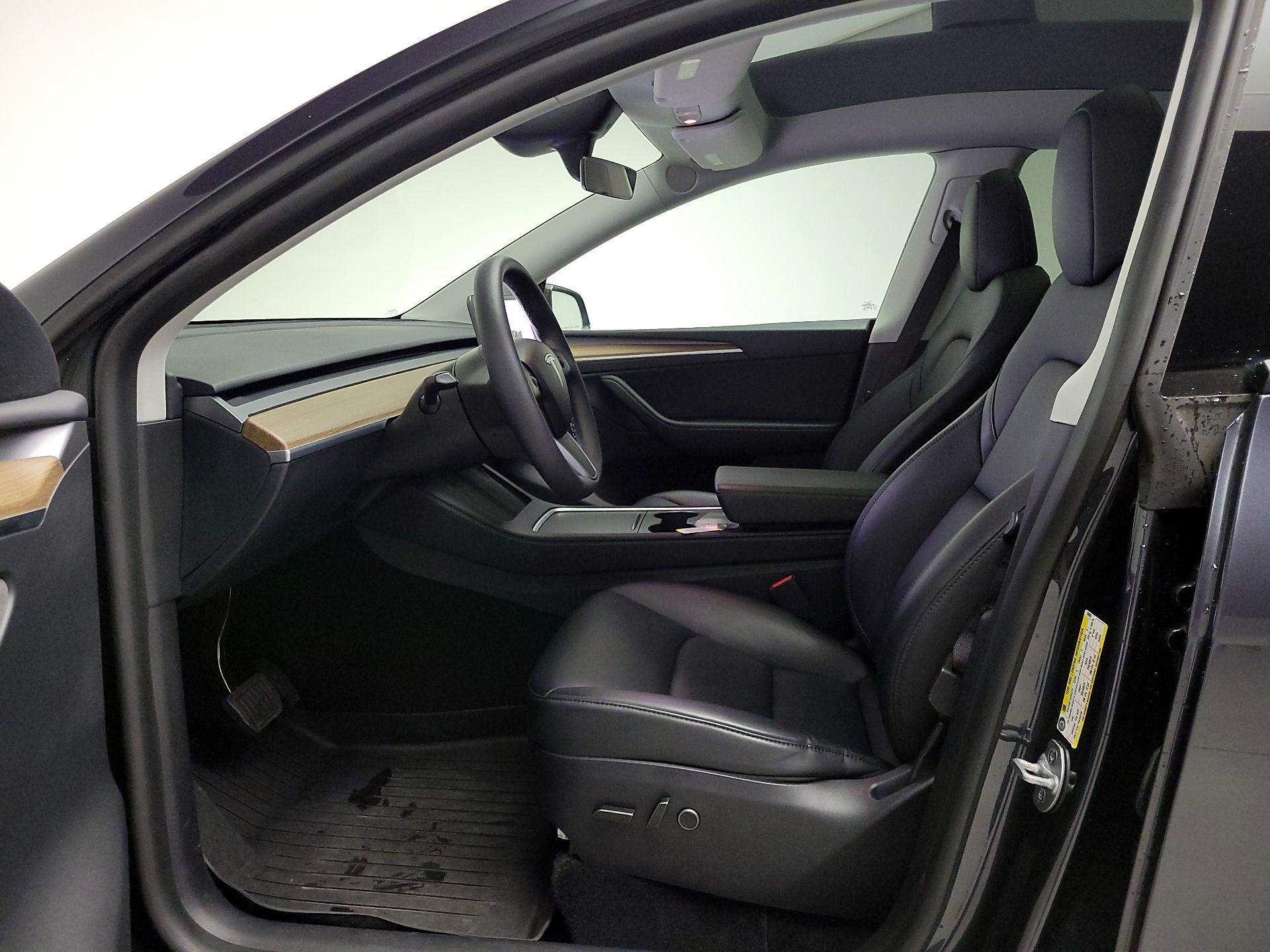 Thumbnail: 2024 Tesla Model Y - 11