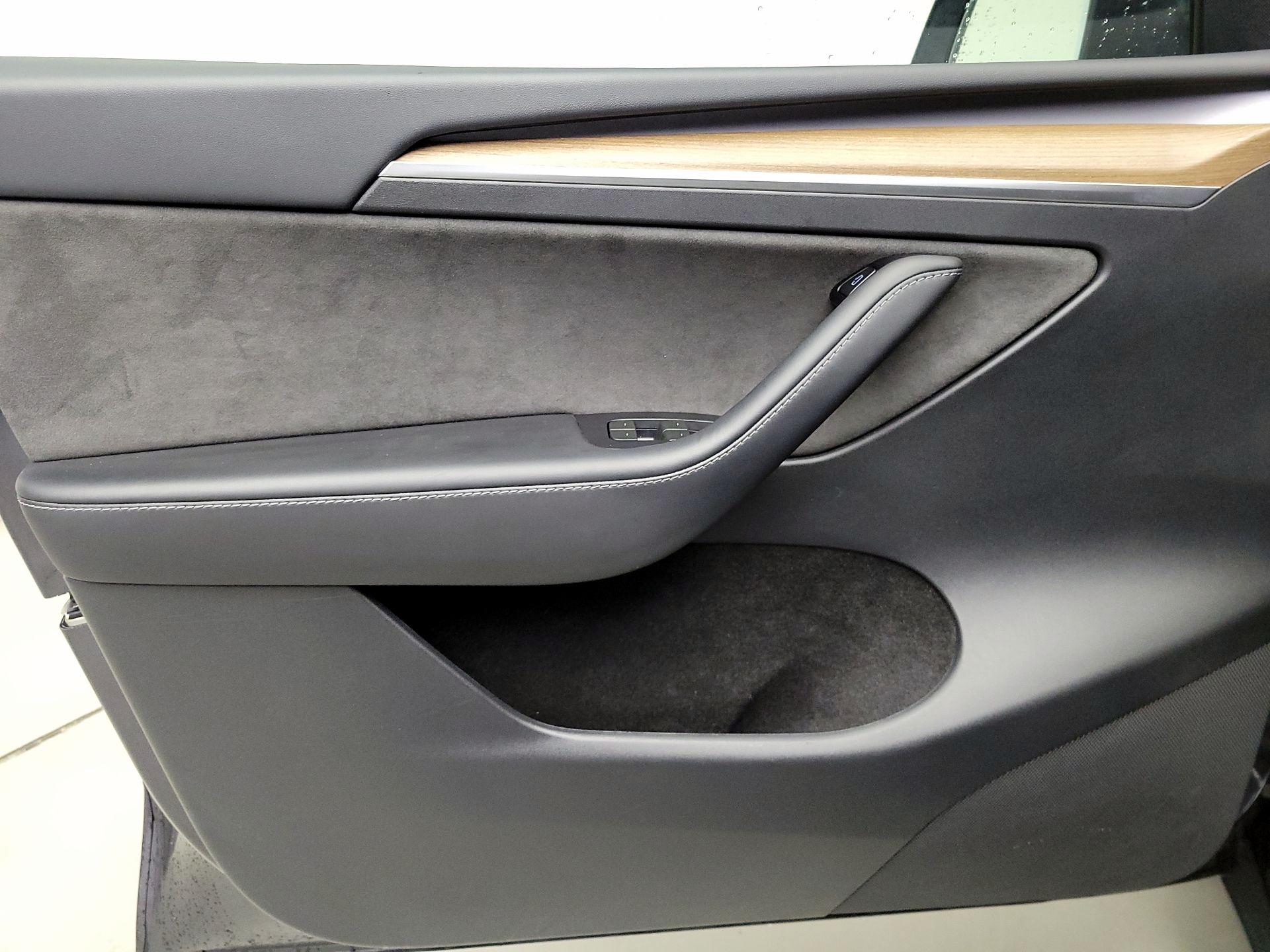 Thumbnail: 2024 Tesla Model Y - 12