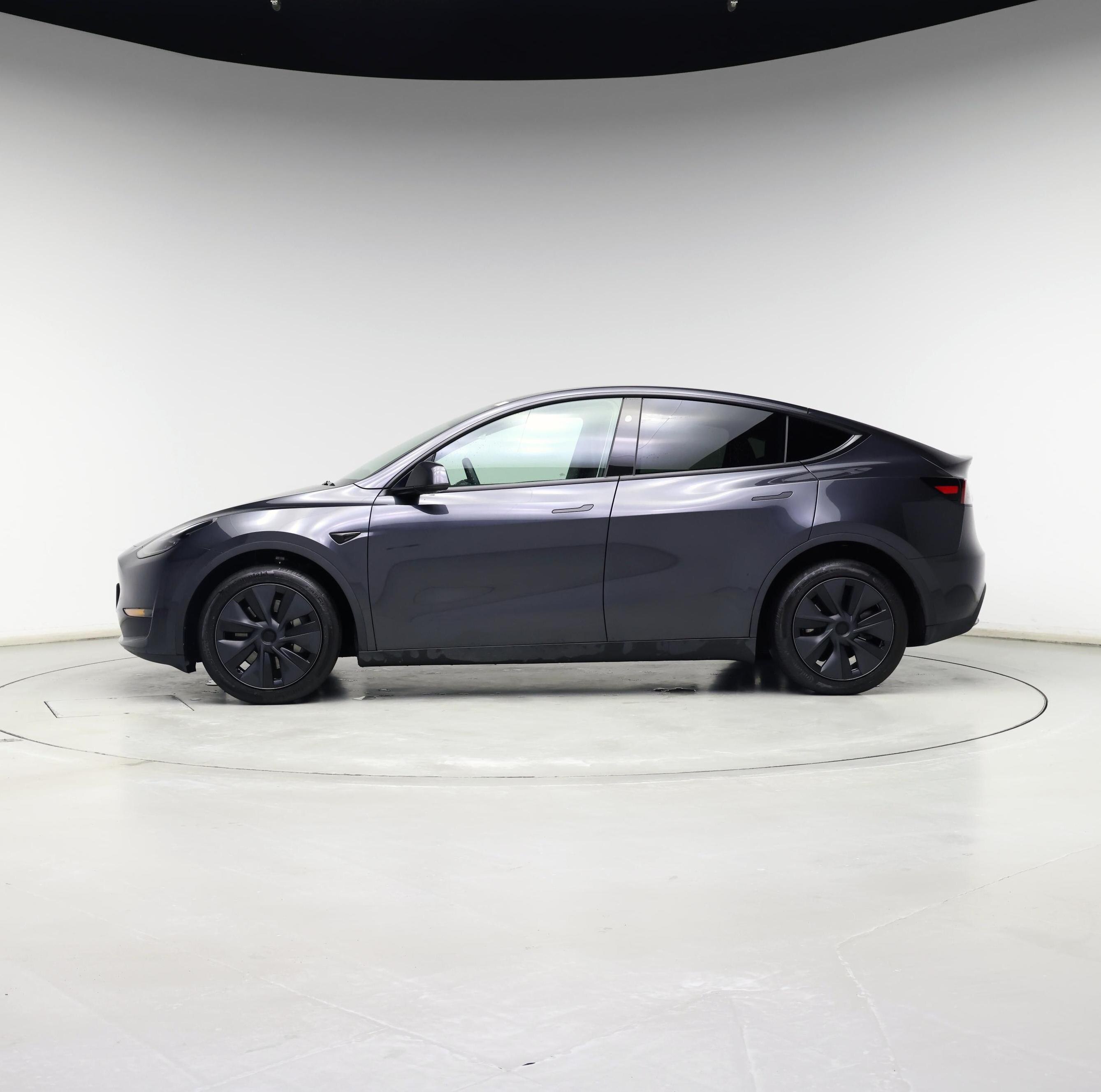 Thumbnail: 2024 Tesla Model Y - 3