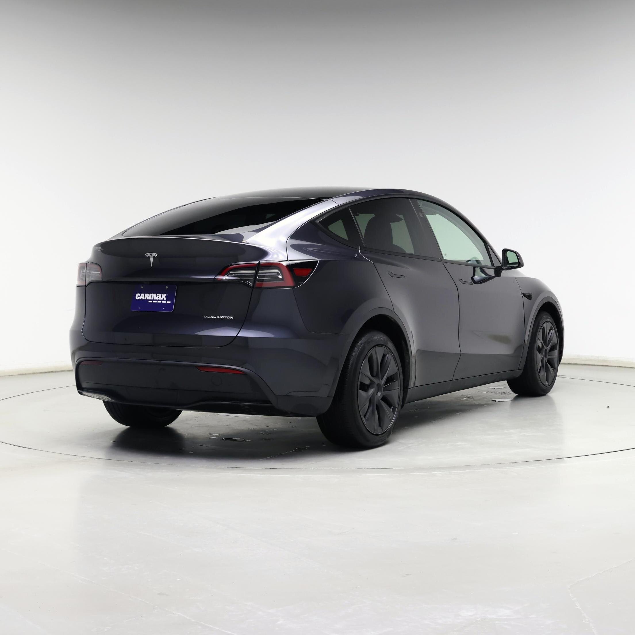 Thumbnail: 2024 Tesla Model Y - 8