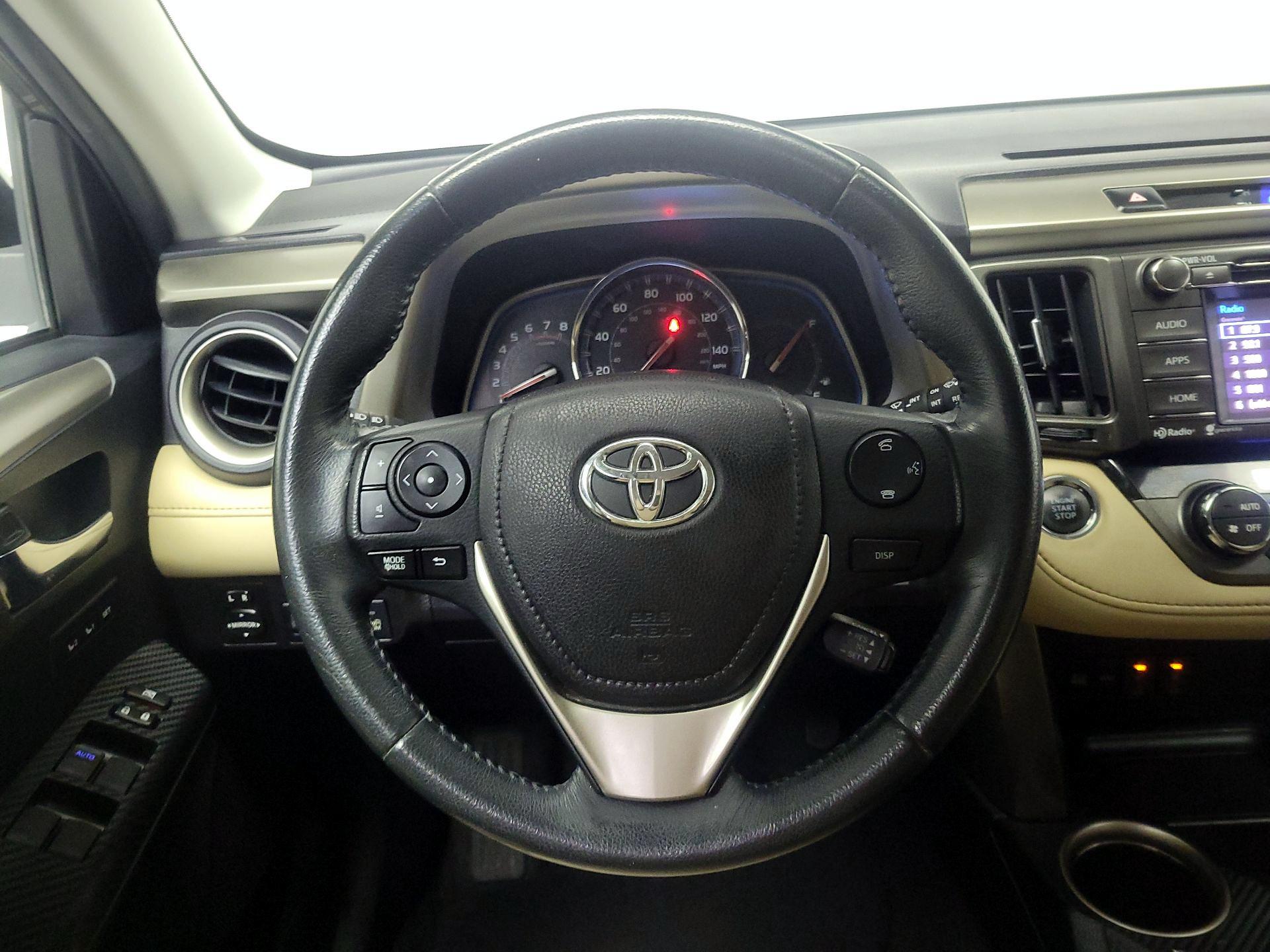 Thumbnail: 2014 Toyota RAV4 - 10
