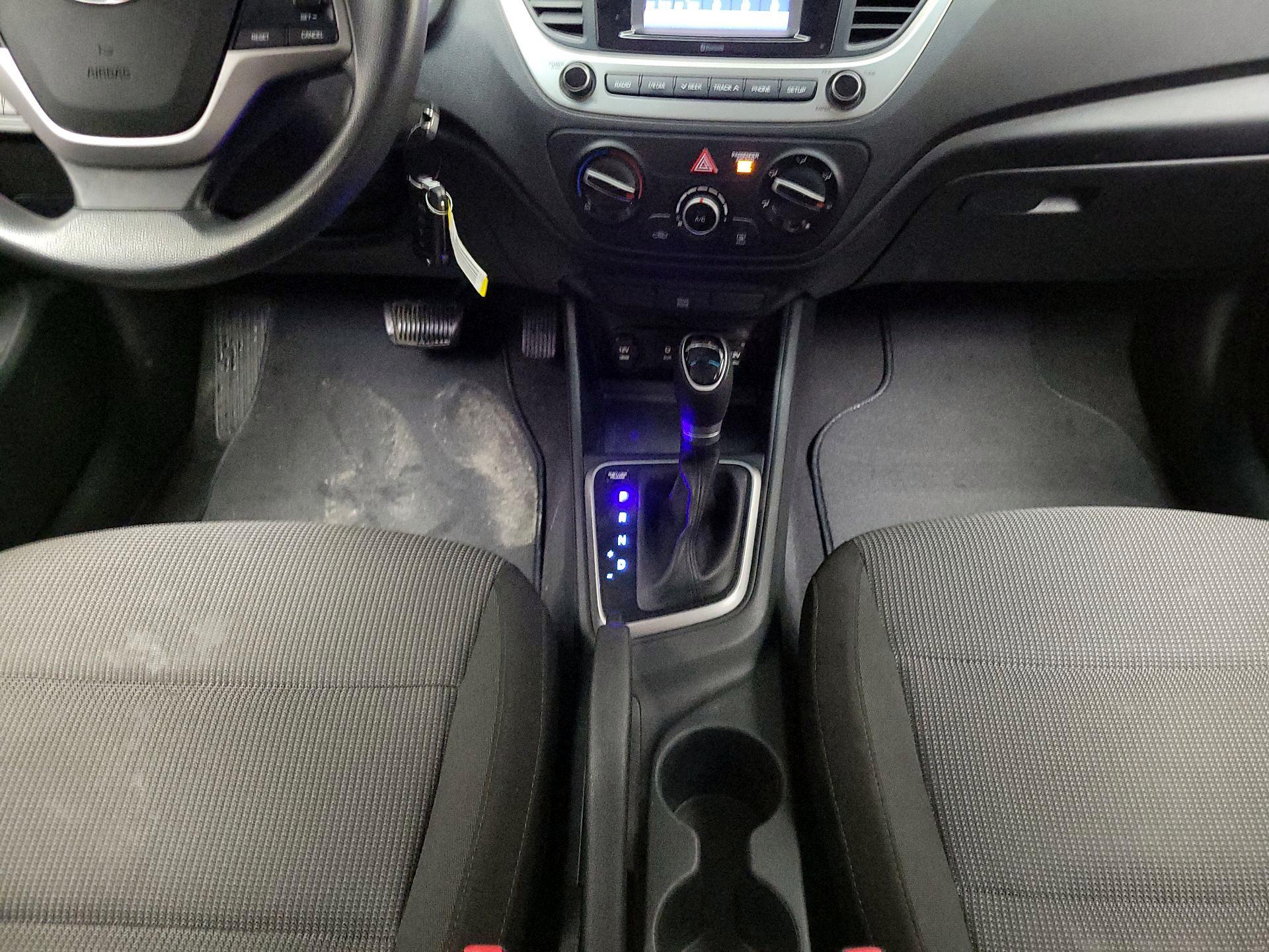 Thumbnail: 2018 Hyundai Accent - 17