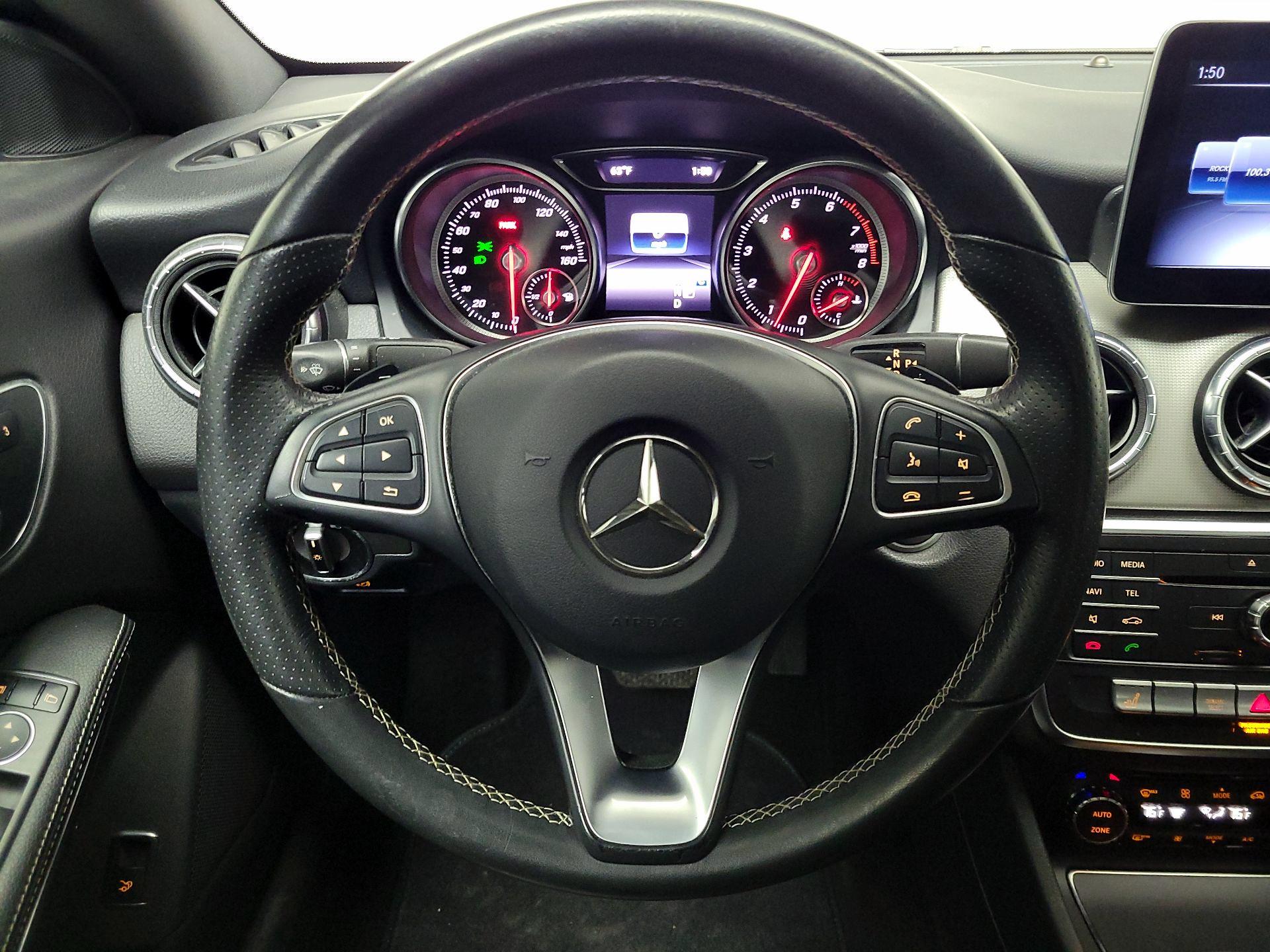 Thumbnail: 2018 Mercedes-Benz CLA - 10