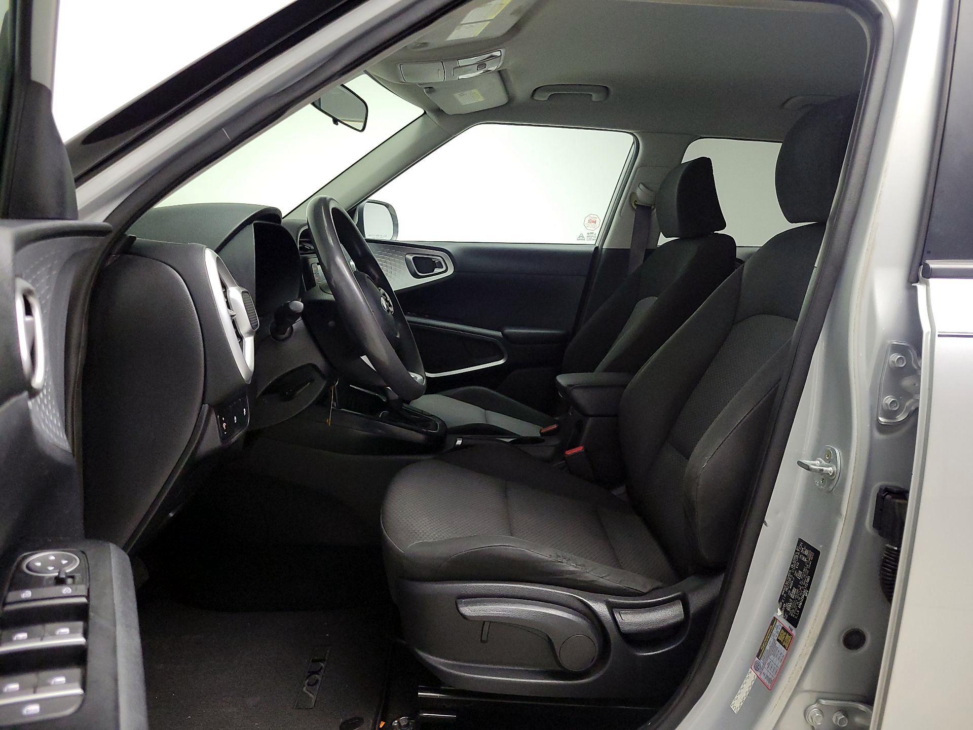 Thumbnail: 2020 Kia Soul - 11