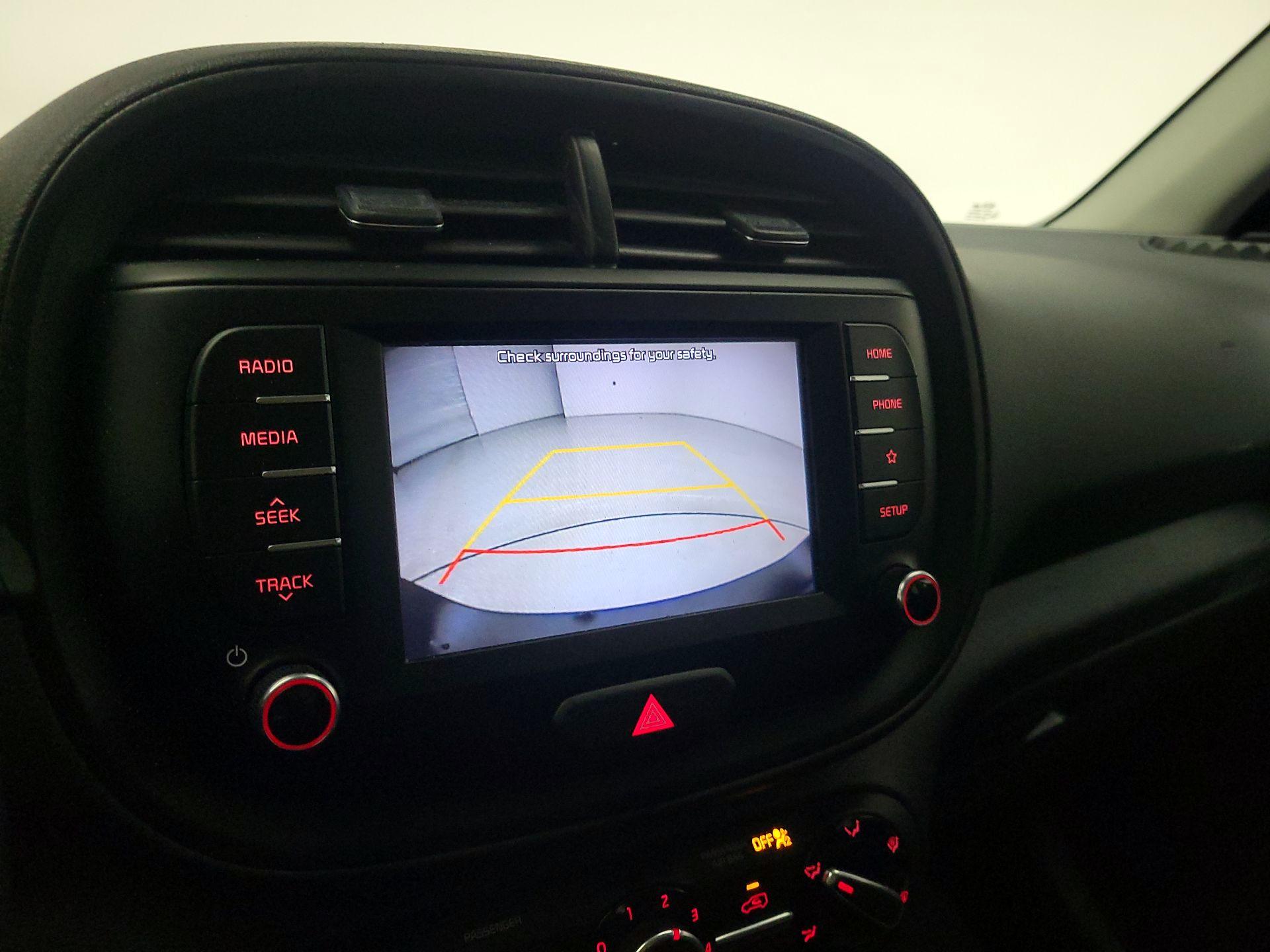 Thumbnail: 2020 Kia Soul - 14