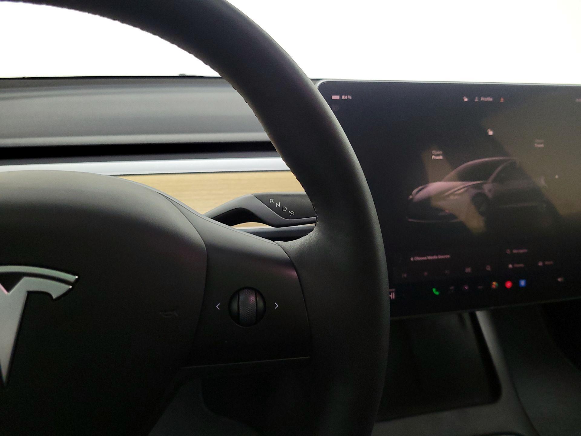 Thumbnail: 2023 Tesla Model 3 - 17