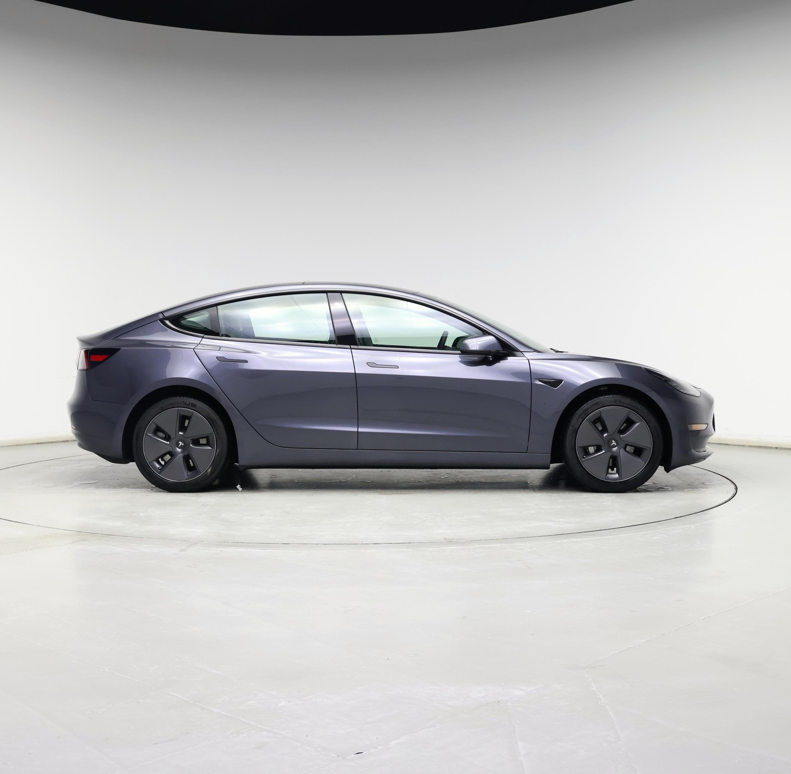 Thumbnail: 2023 Tesla Model 3 - 7