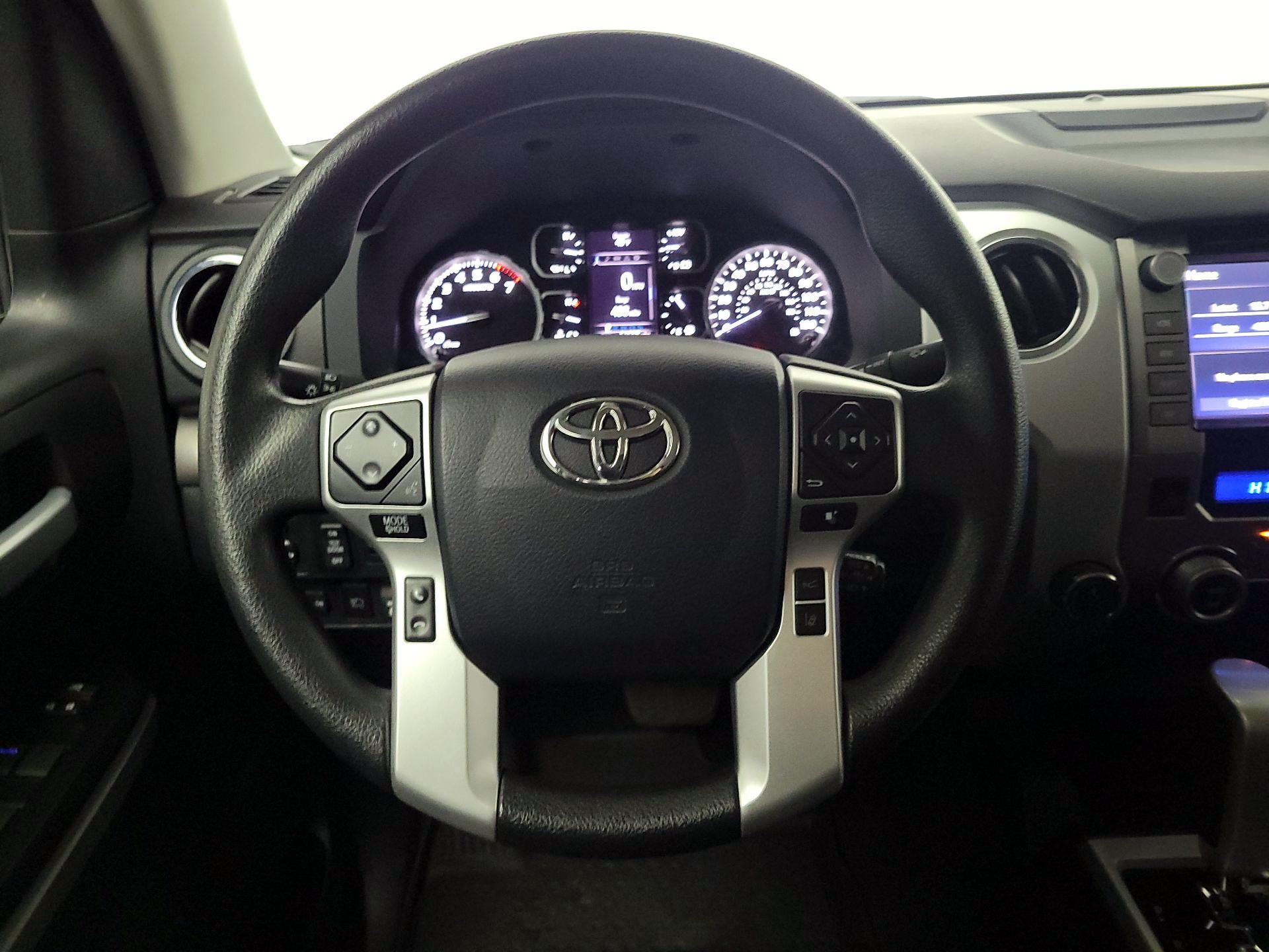 Thumbnail: 2020 Toyota Tundra - 10