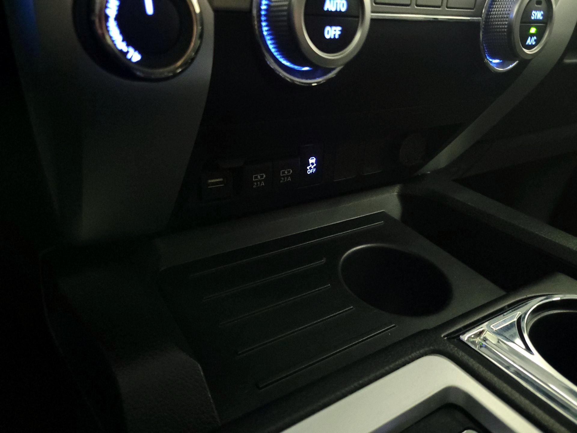 Thumbnail: 2020 Toyota Tundra - 18