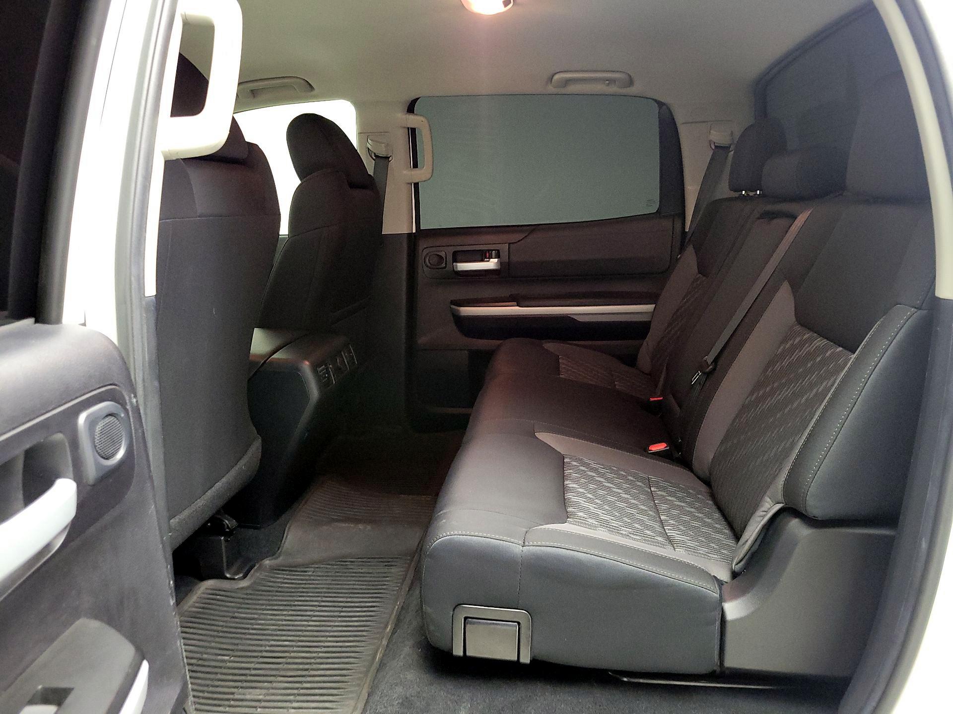 Thumbnail: 2020 Toyota Tundra - 19