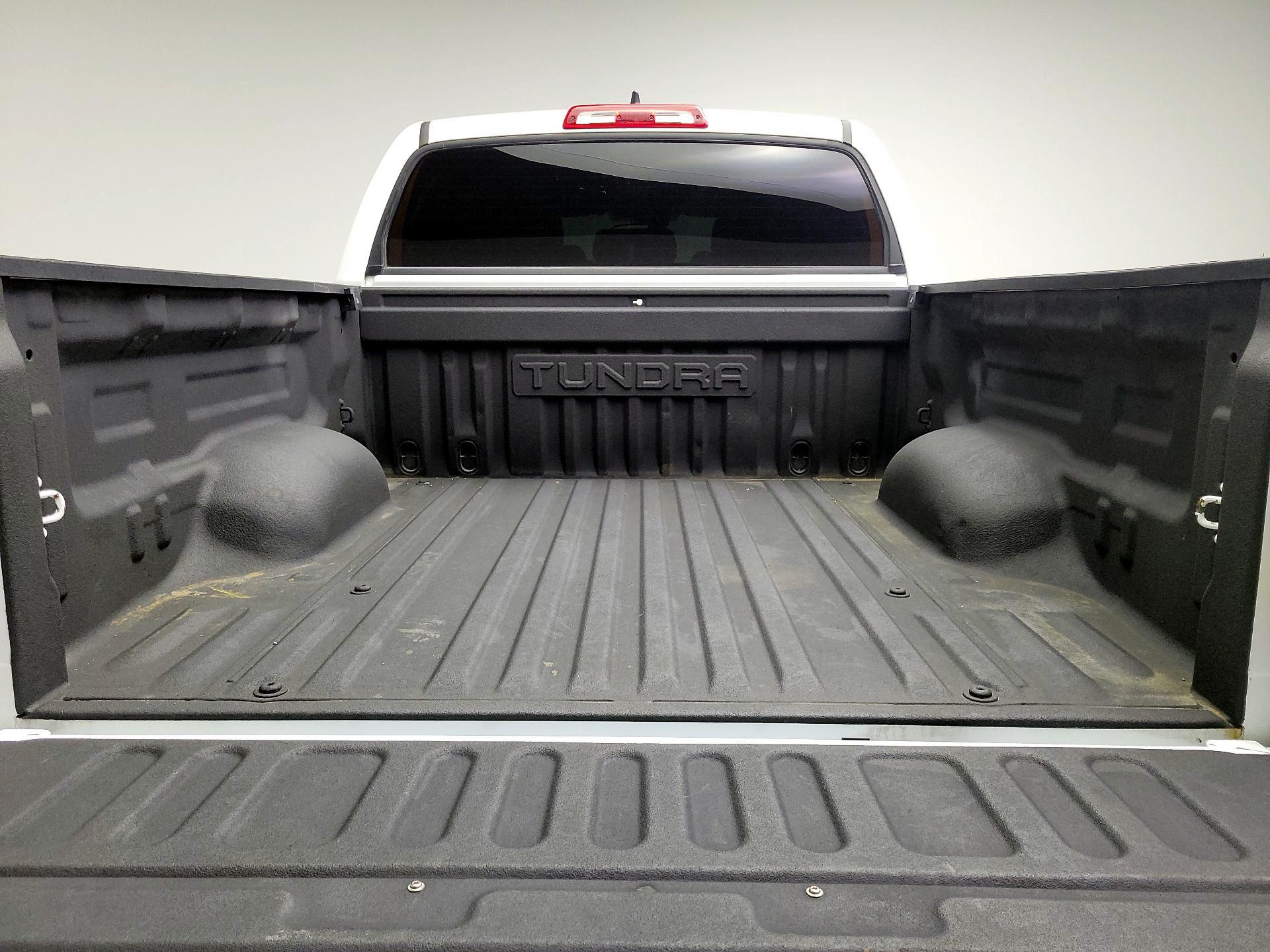 Thumbnail: 2020 Toyota Tundra - 20