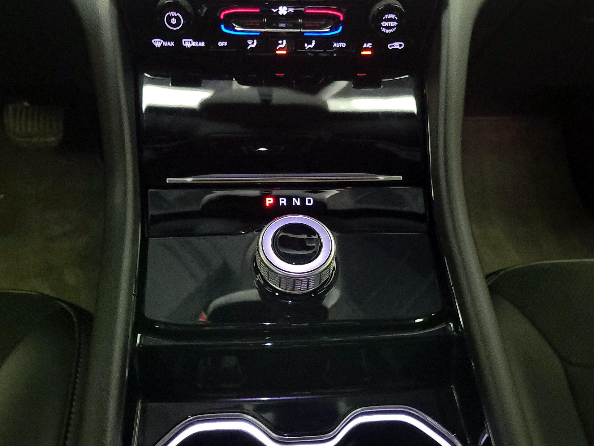 Thumbnail: 2023 Jeep Grand Cherokee - 17