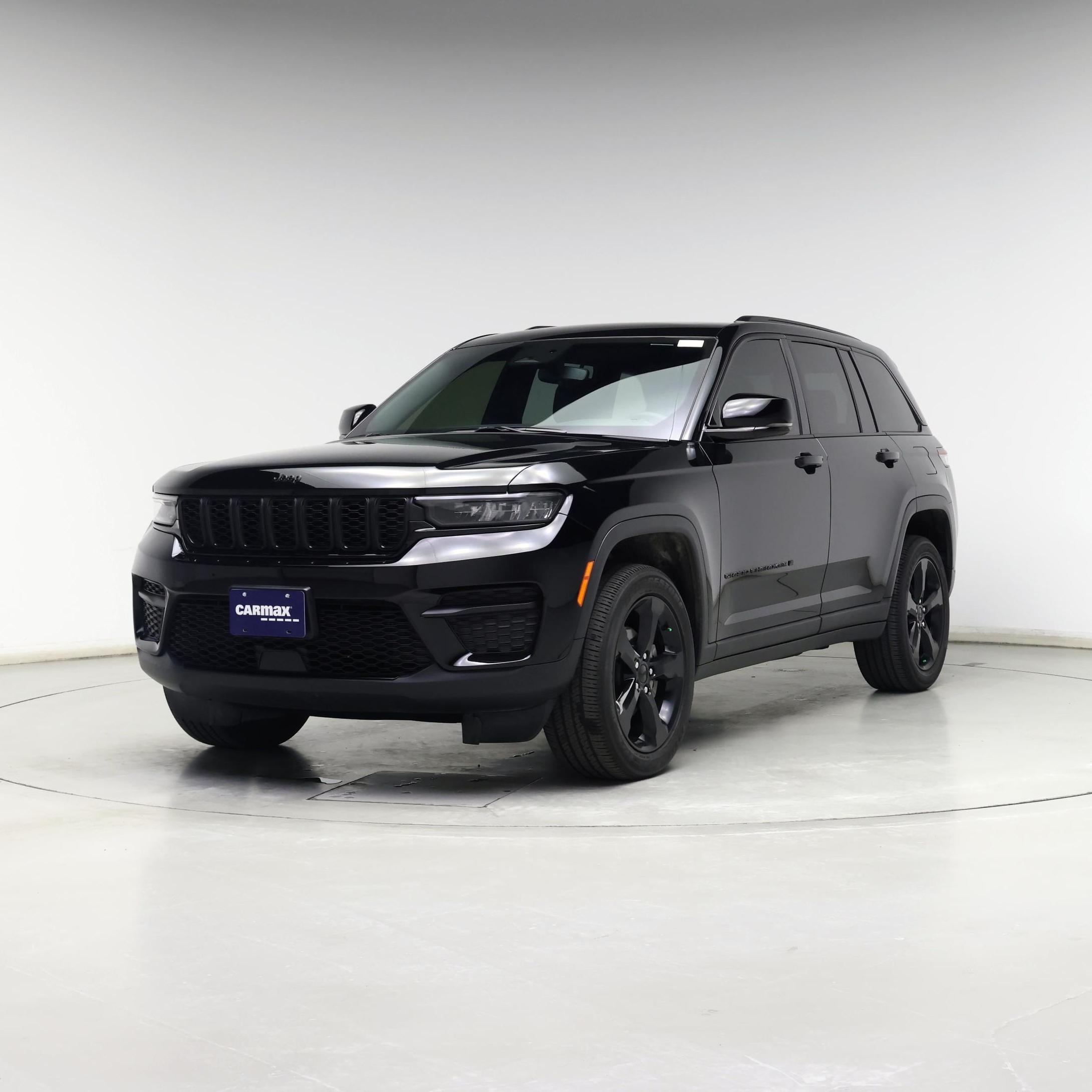 Thumbnail: 2023 Jeep Grand Cherokee - 4