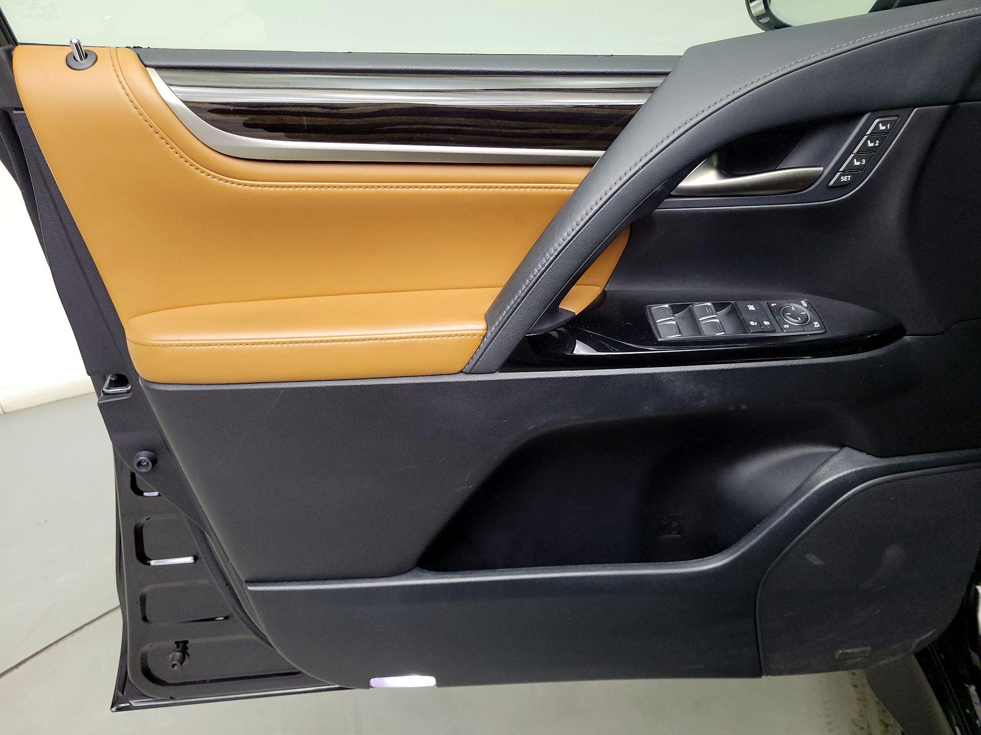 Thumbnail: 2021 Lexus LX - 12