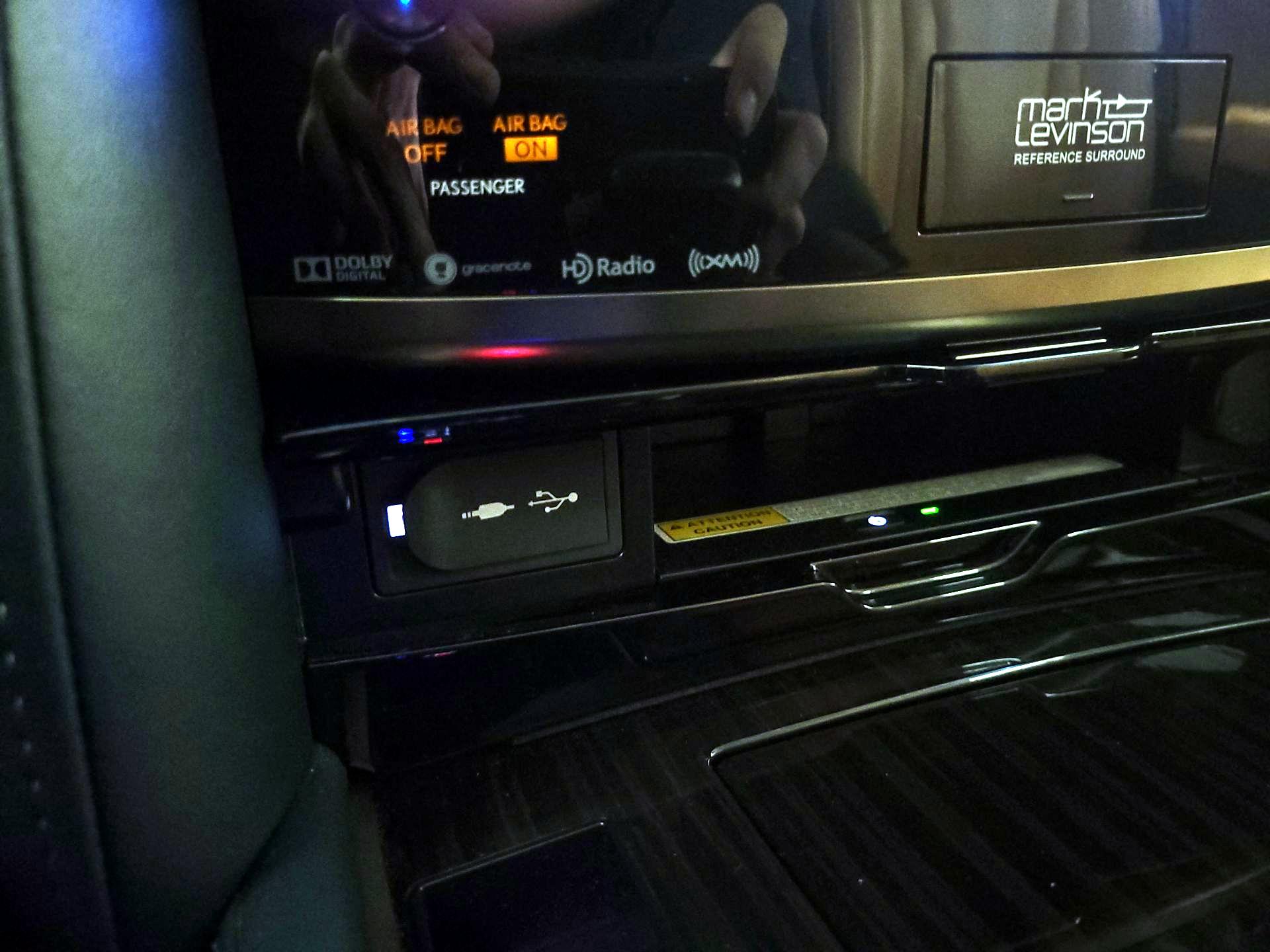 Thumbnail: 2021 Lexus LX - 19