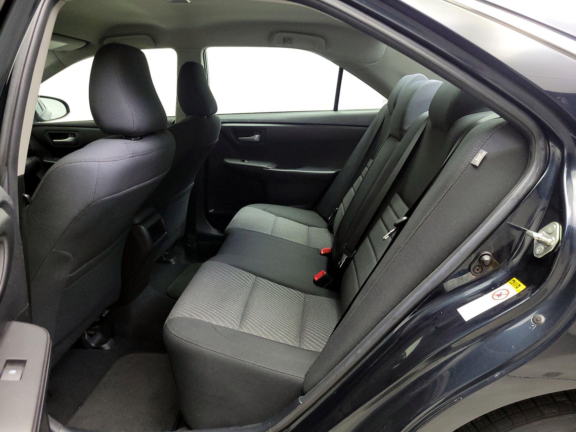 Thumbnail: 2016 Toyota Camry - 19