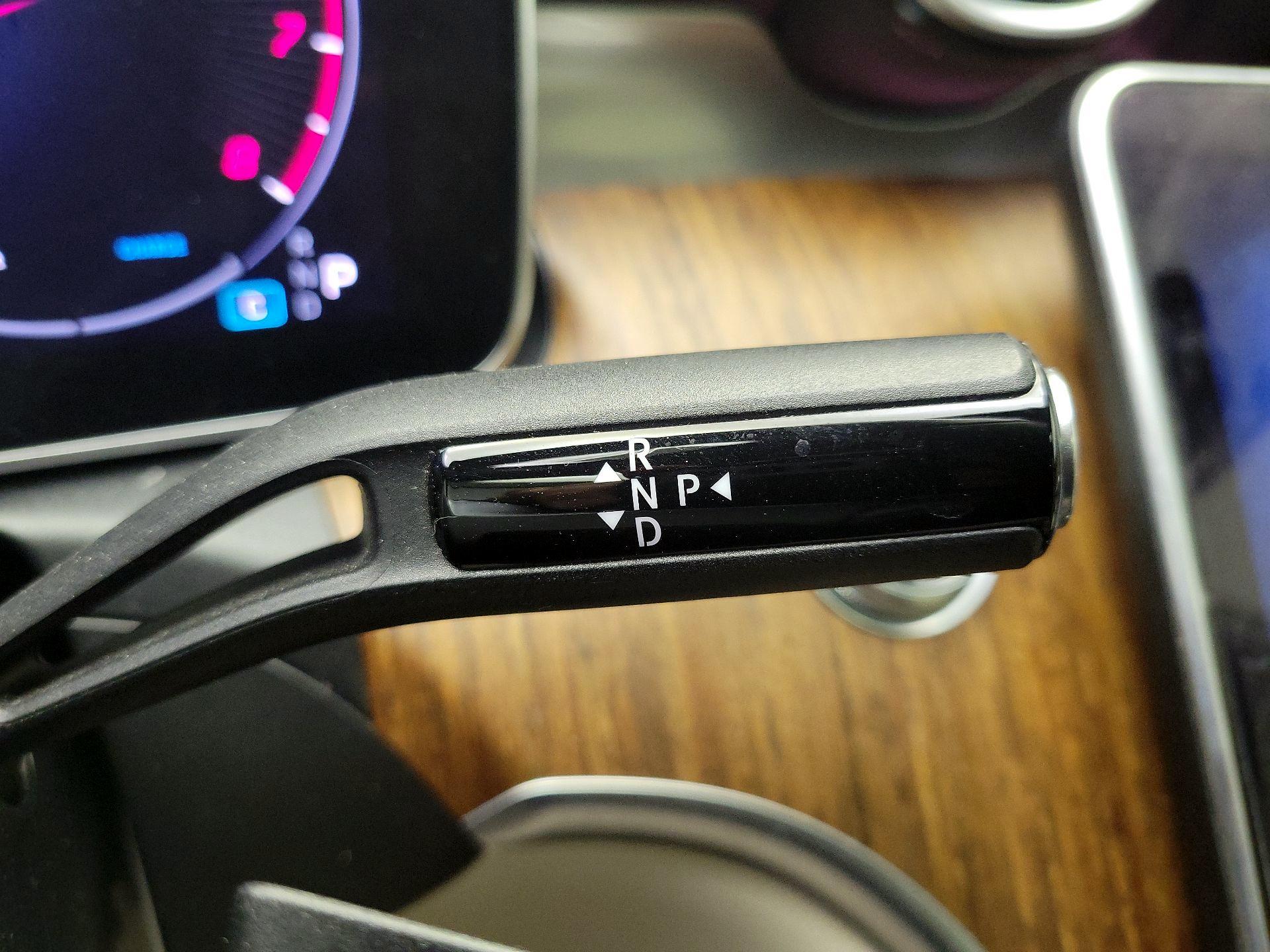 Thumbnail: 2023 Mercedes-Benz C-Class - 17