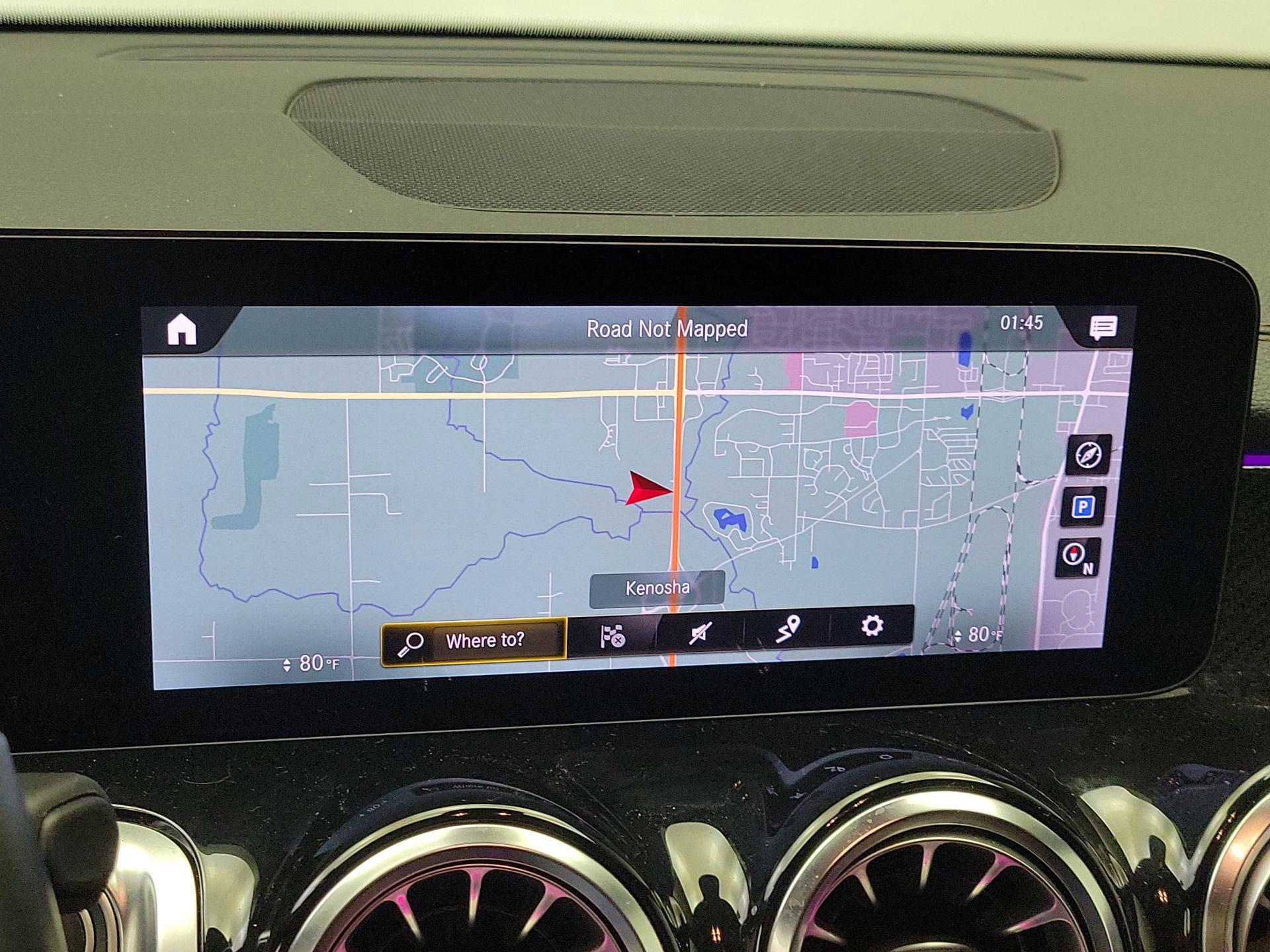 Thumbnail: 2023 Mercedes-Benz GLB - 14