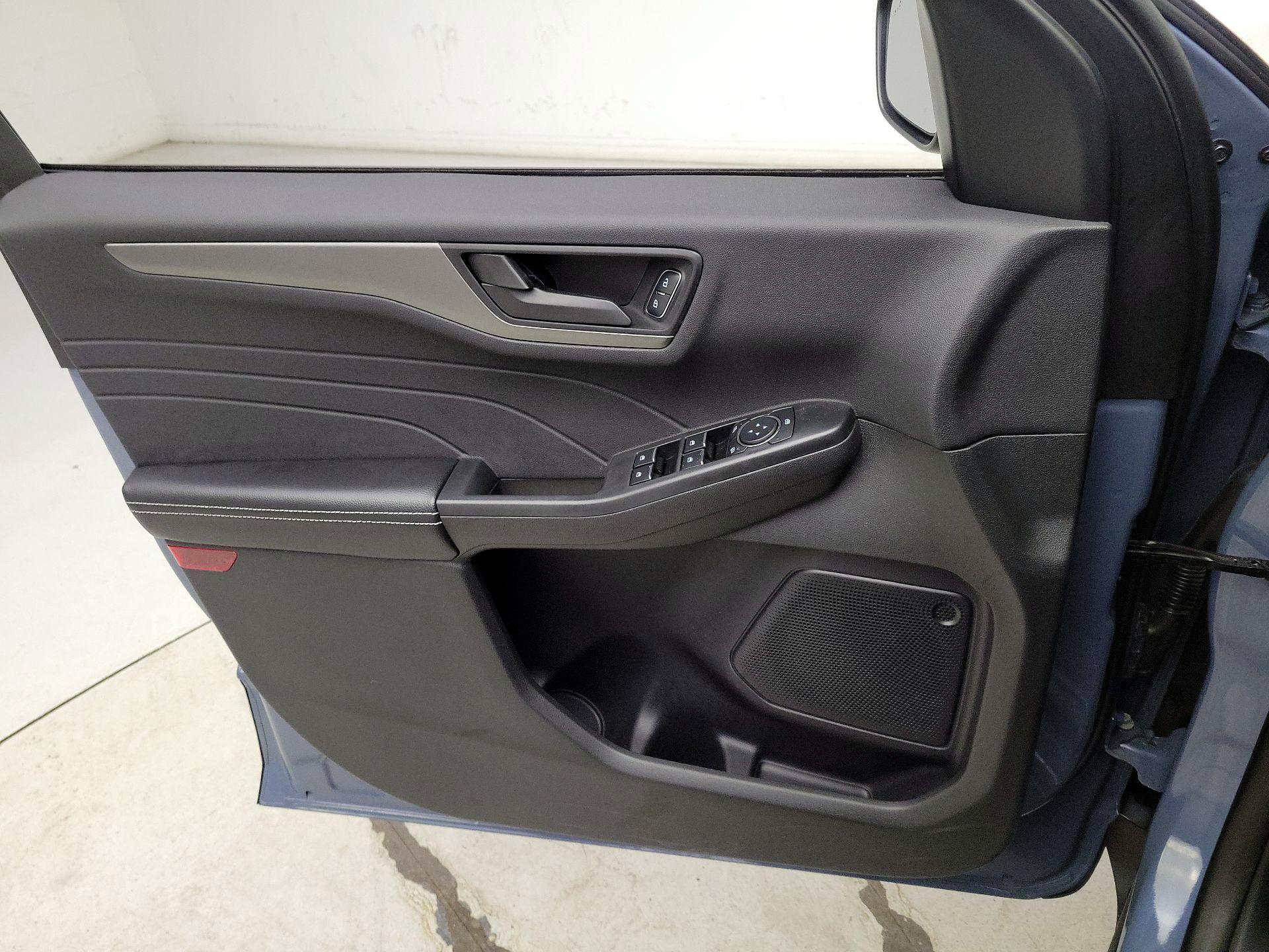 Thumbnail: 2024 Ford Escape - 12