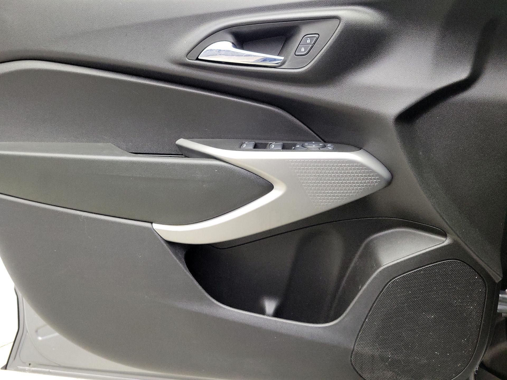 Thumbnail: 2024 Chevrolet Trax - 12