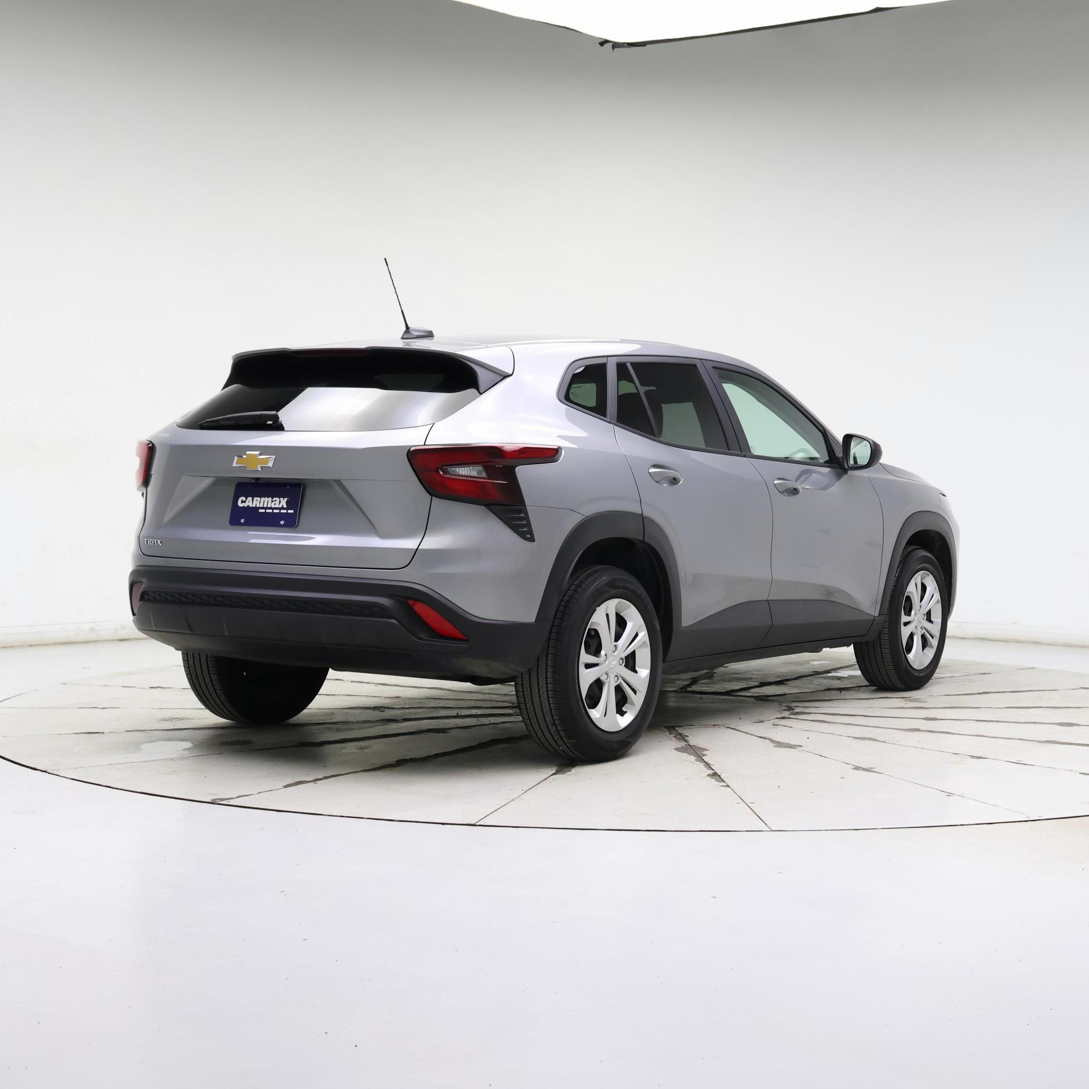 Thumbnail: 2024 Chevrolet Trax - 8