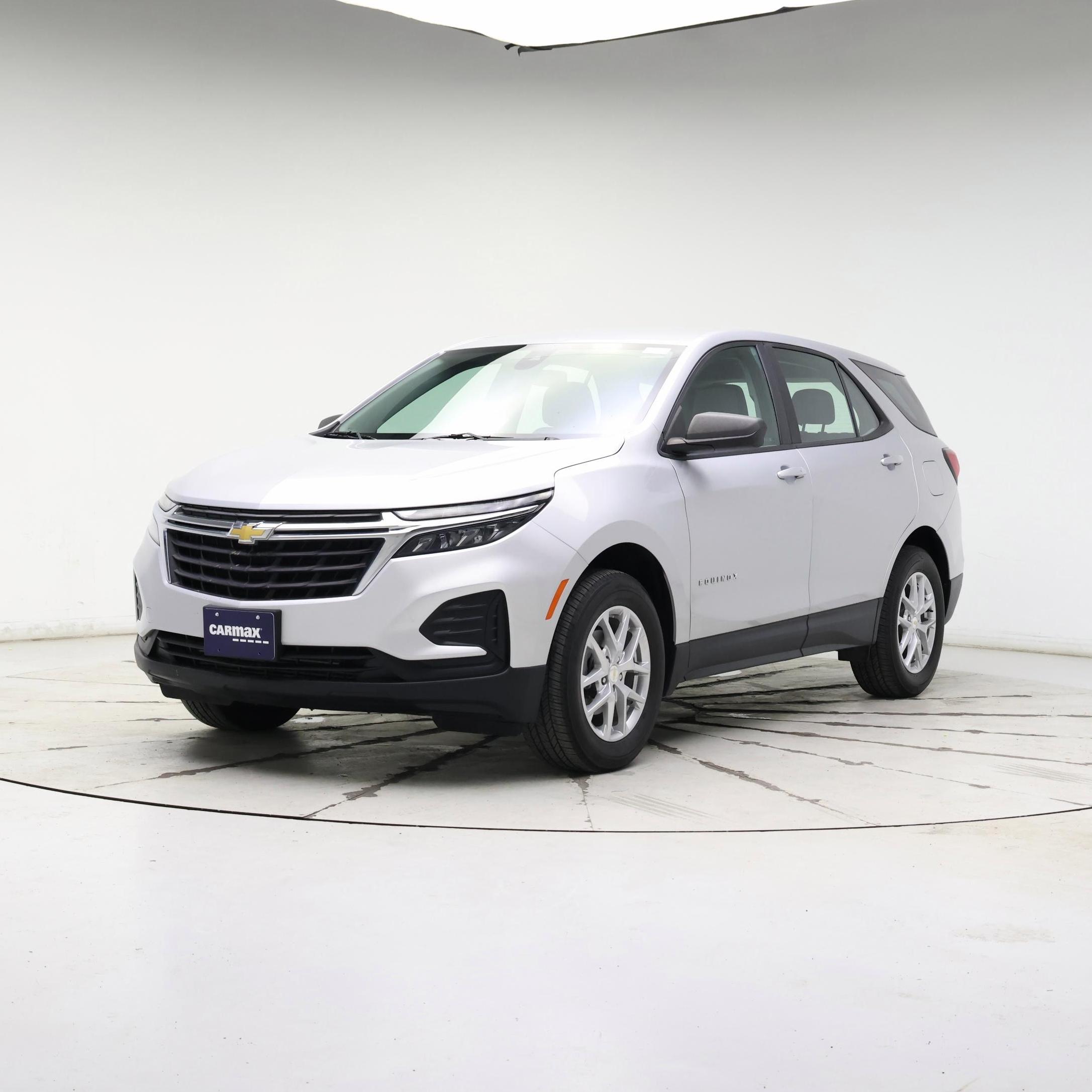 Thumbnail: 2022 Chevrolet Equinox - 4