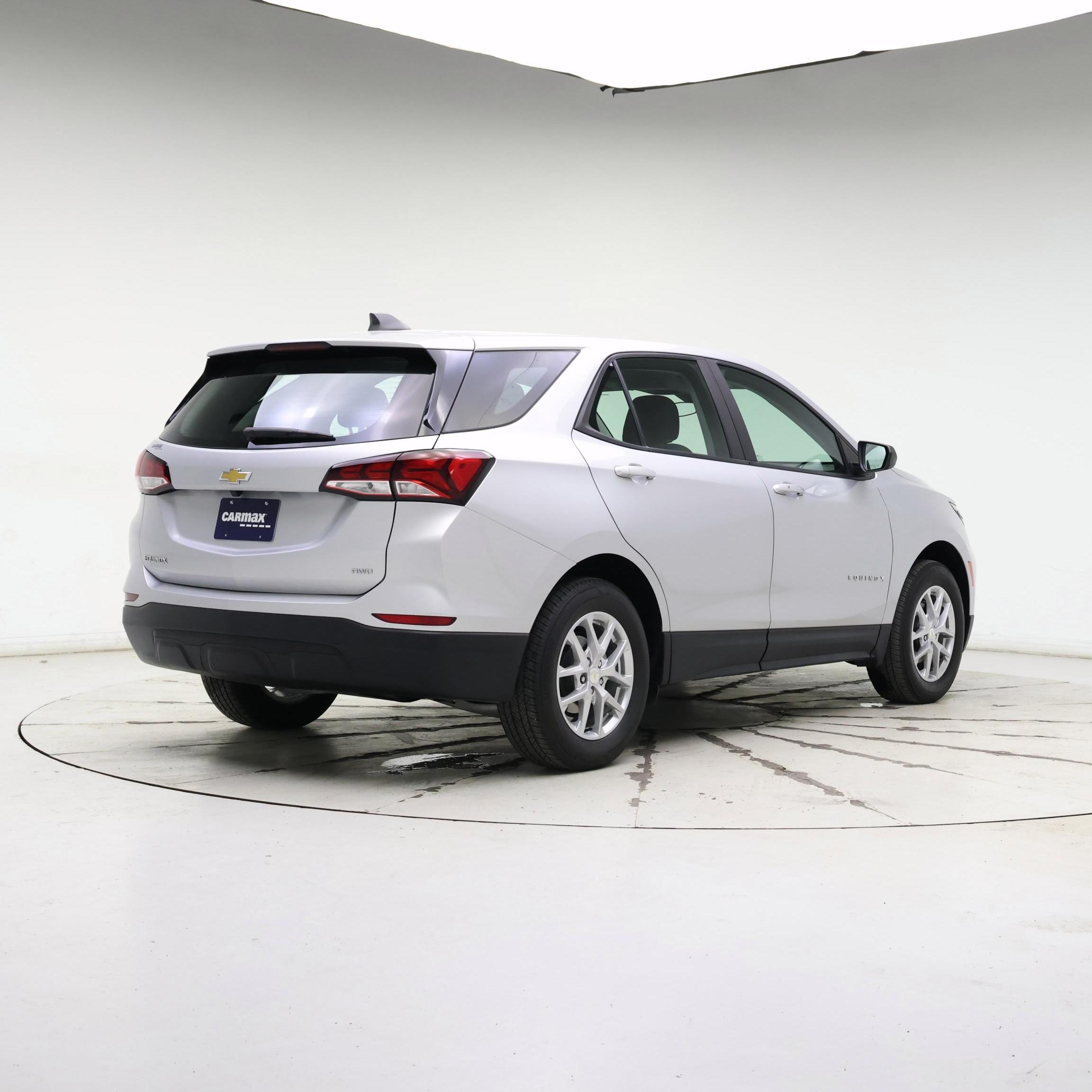 Thumbnail: 2022 Chevrolet Equinox - 8