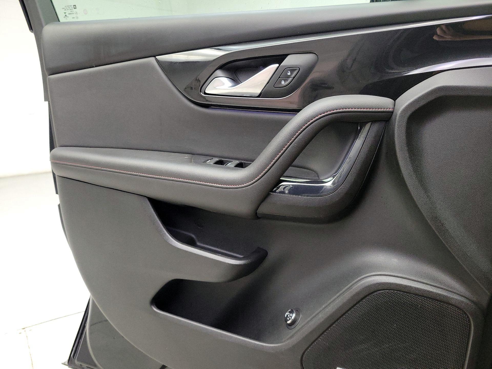 Thumbnail: 2023 Chevrolet Blazer - 12