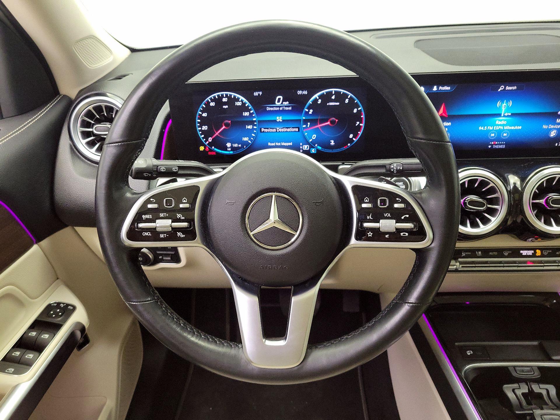 Thumbnail: 2022 Mercedes-Benz GLB - 10