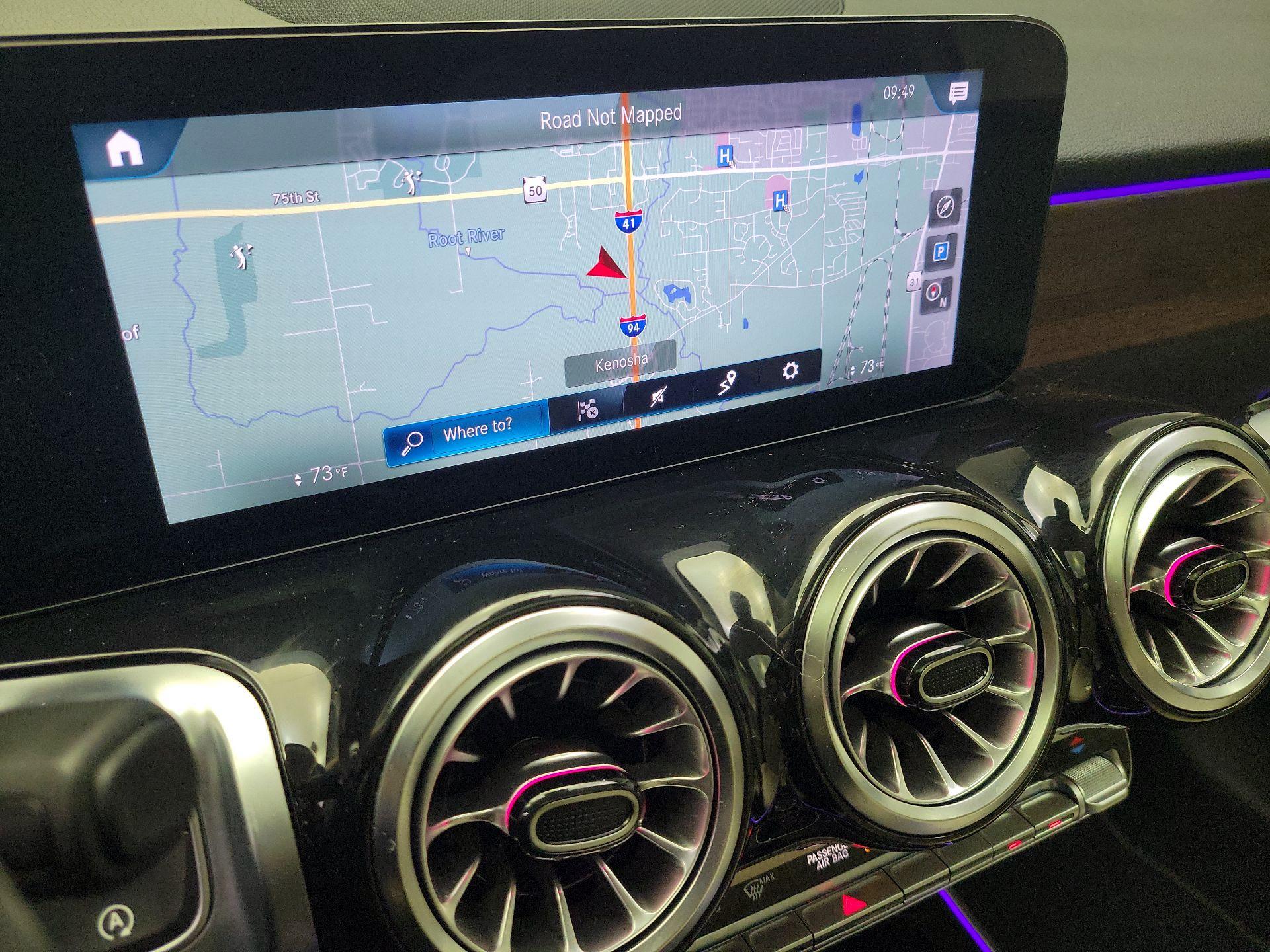 Thumbnail: 2022 Mercedes-Benz GLB - 14