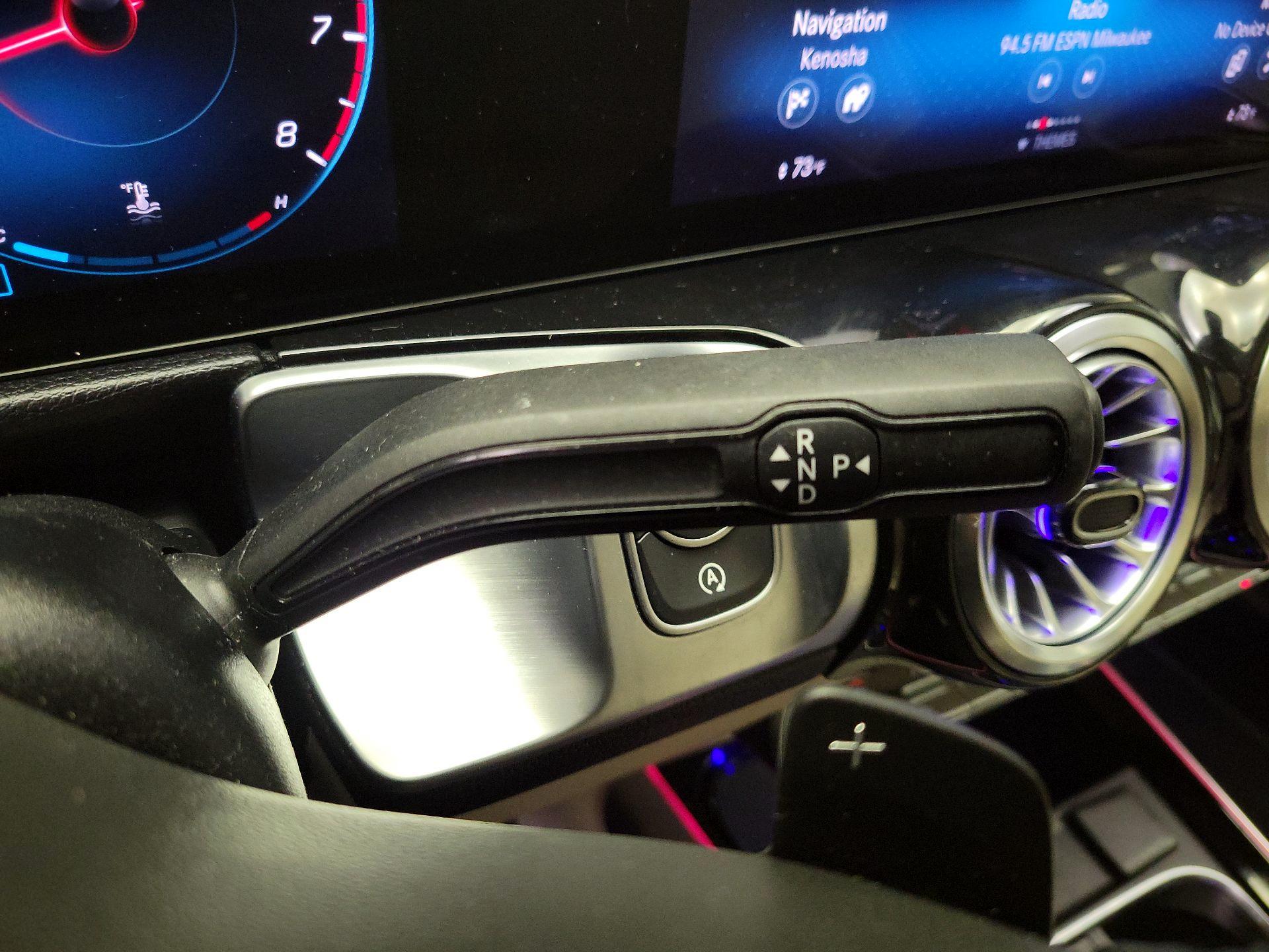 Thumbnail: 2022 Mercedes-Benz GLB - 18