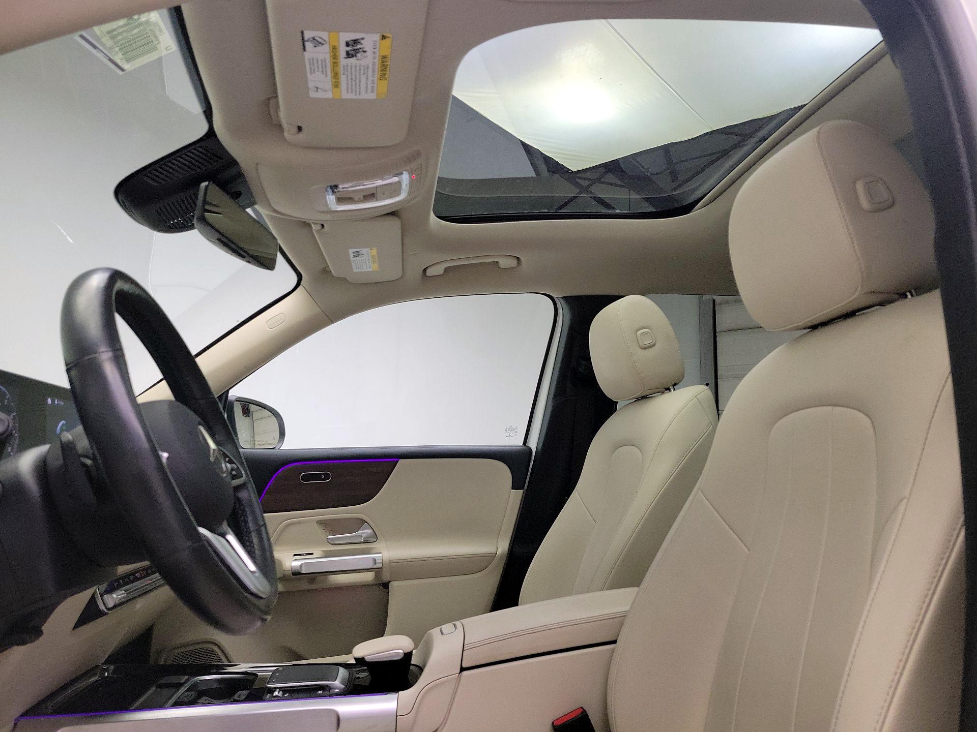 Thumbnail: 2022 Mercedes-Benz GLB - 20