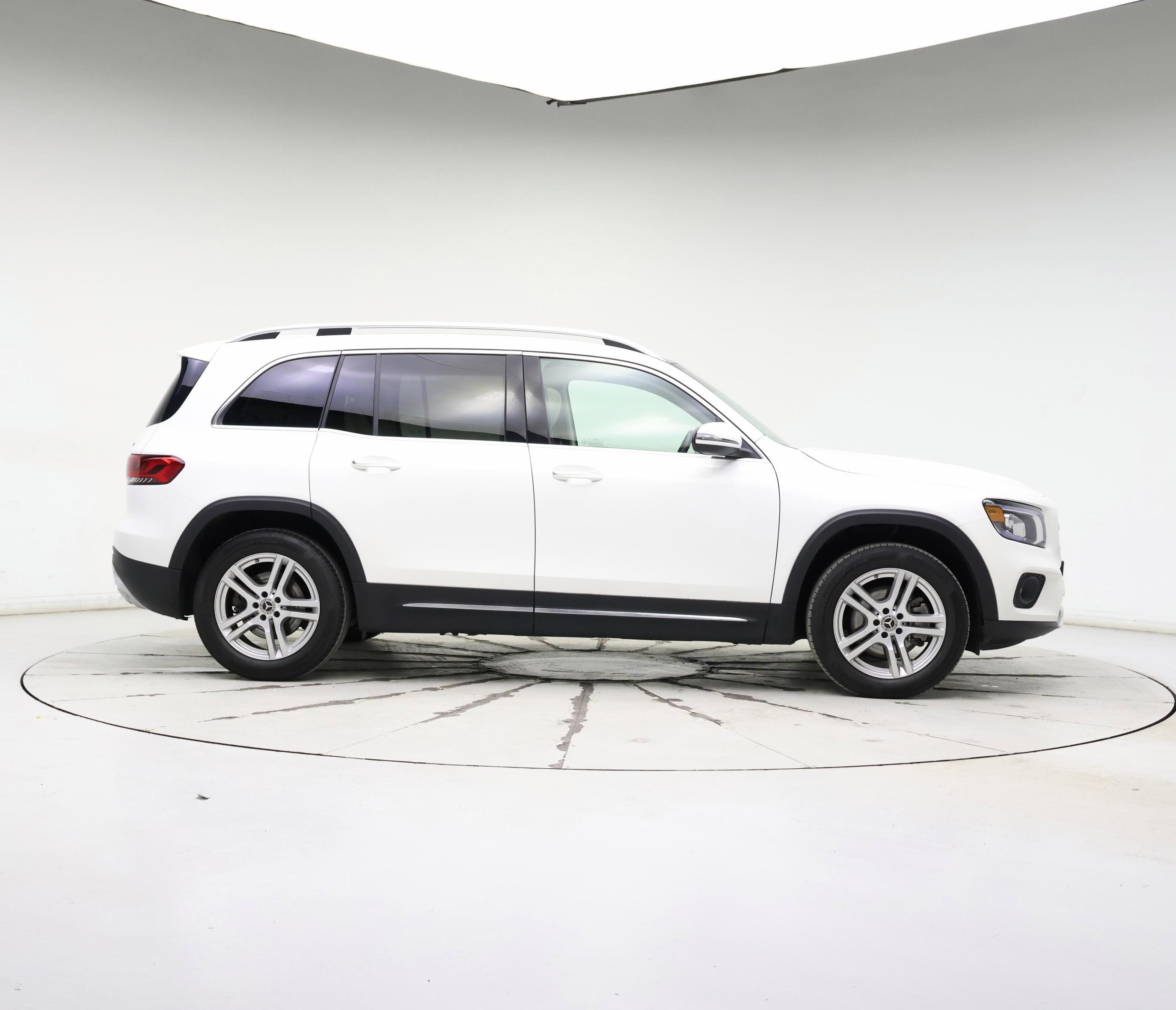 Thumbnail: 2022 Mercedes-Benz GLB - 7