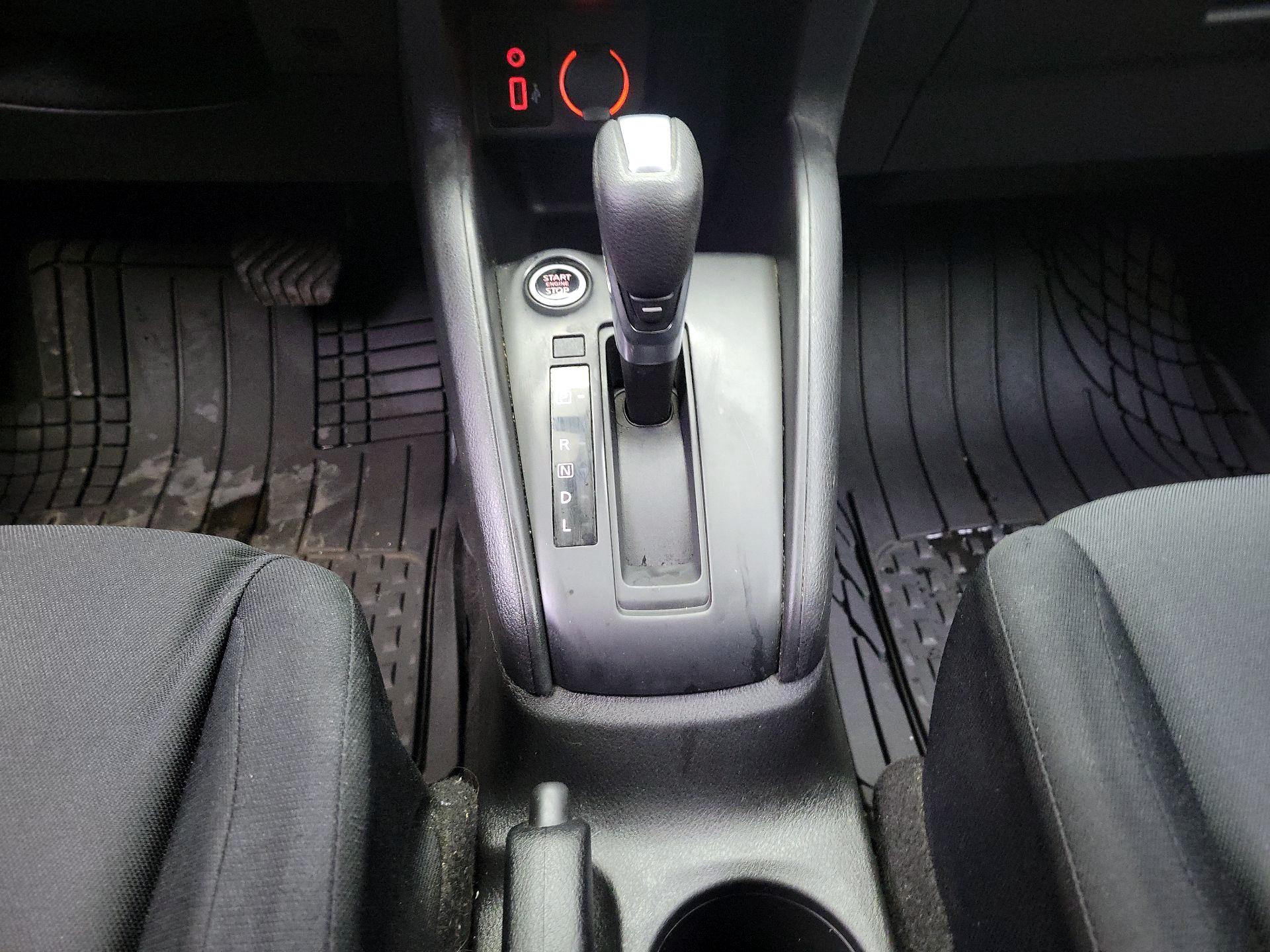 Thumbnail: 2023 Nissan Kicks - 17