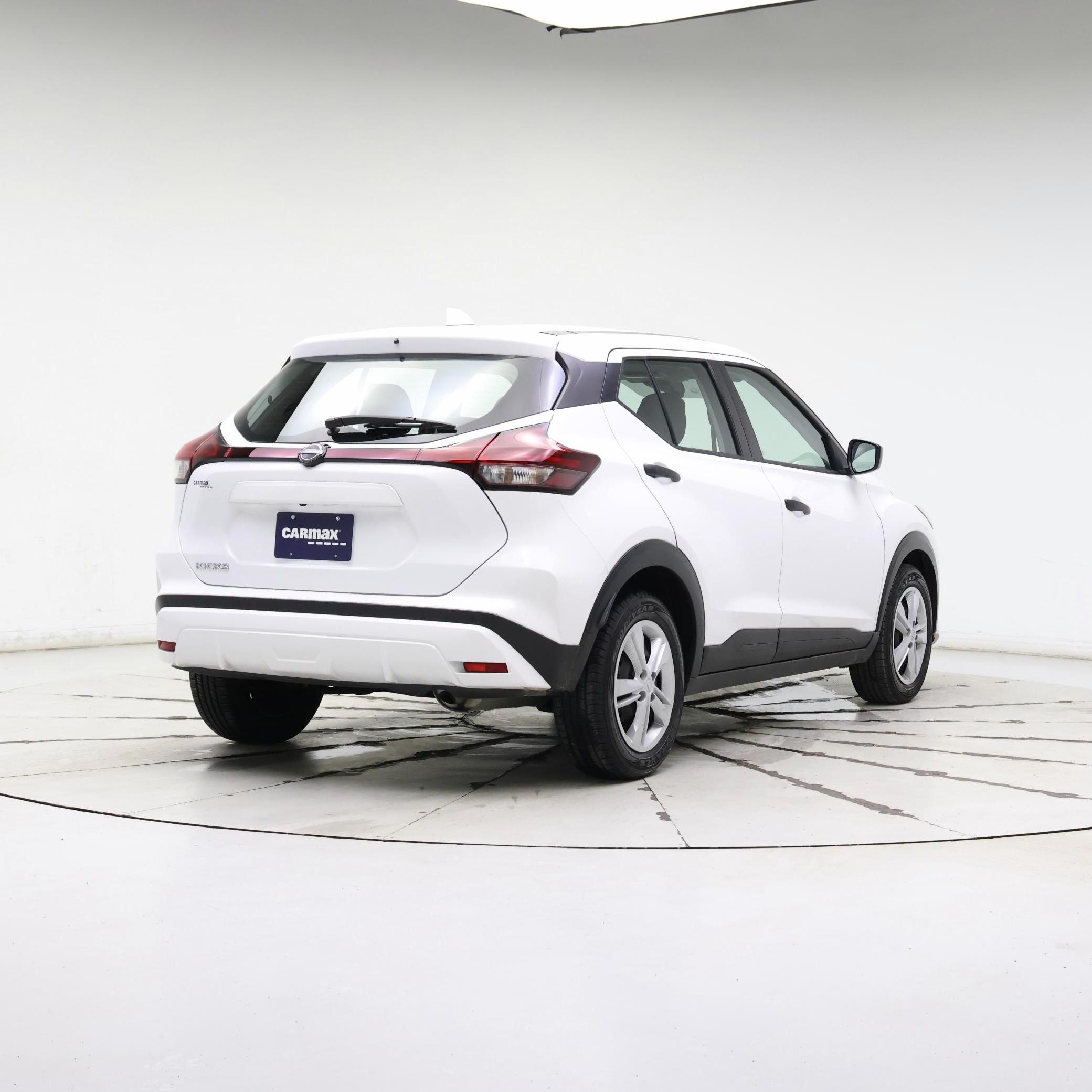 Thumbnail: 2023 Nissan Kicks - 8