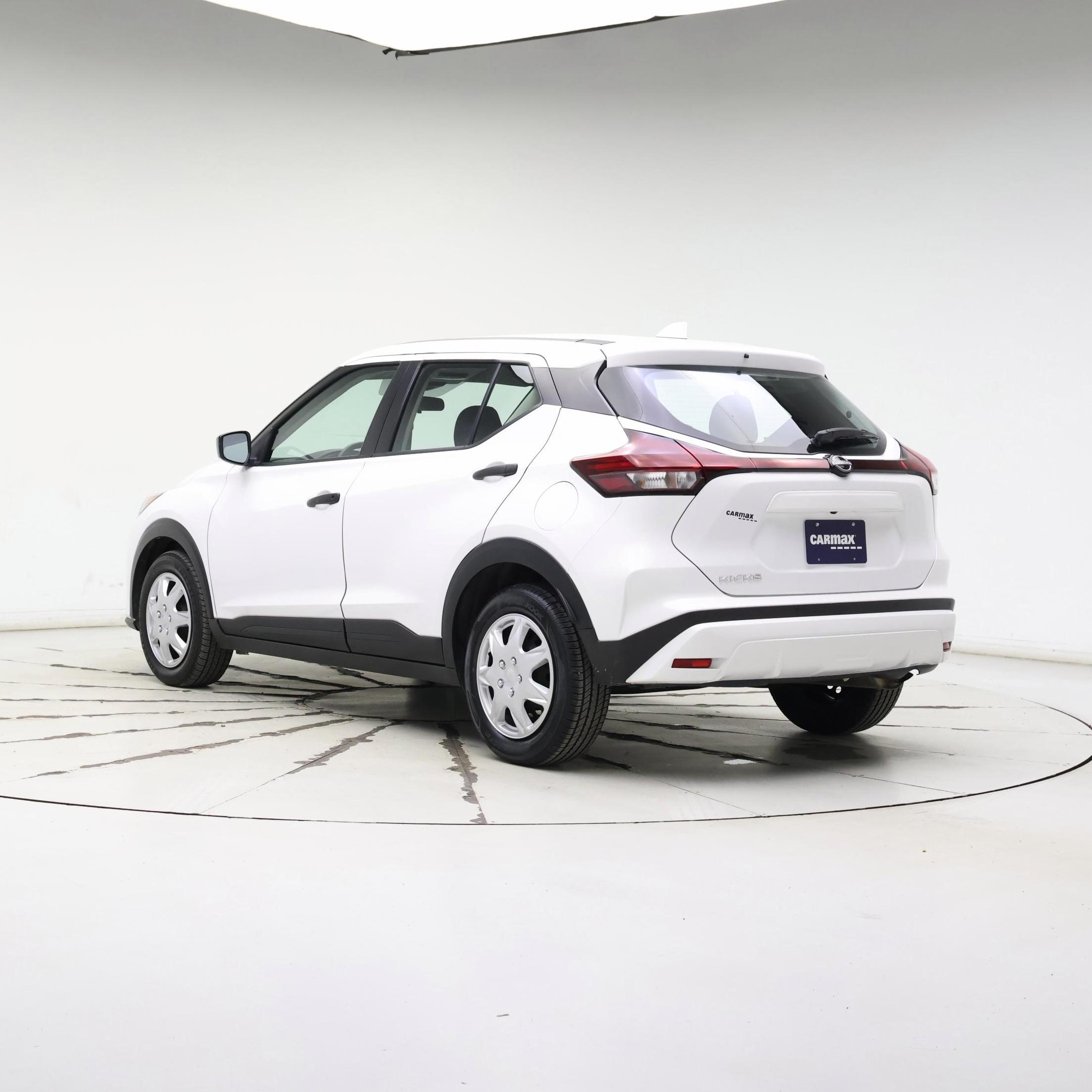 Thumbnail: 2022 Nissan Kicks - 2