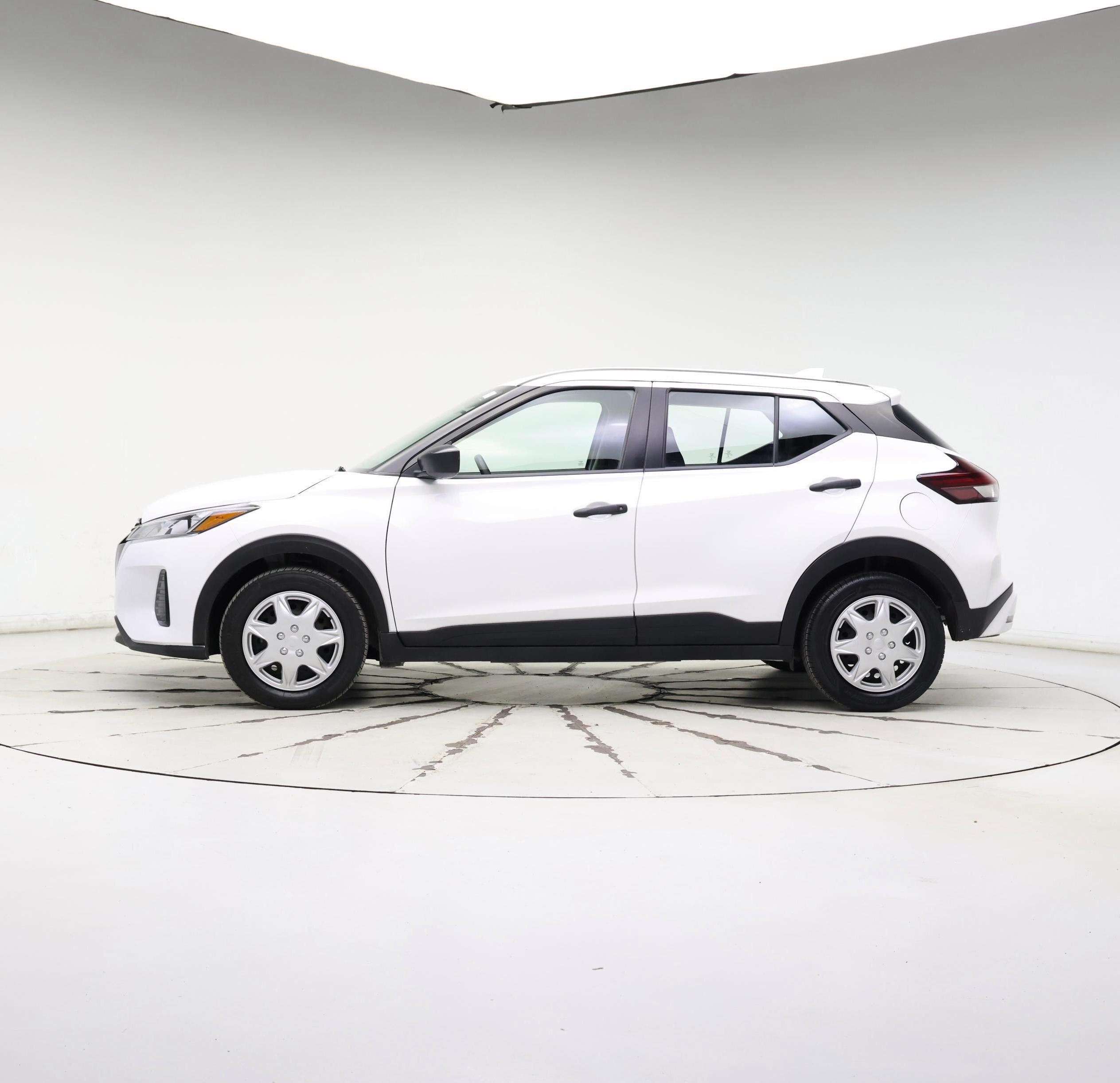 Thumbnail: 2022 Nissan Kicks - 3