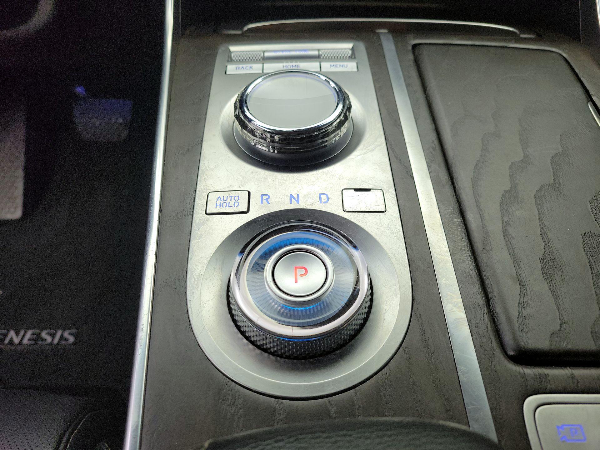 Thumbnail: 2024 Genesis GV80 - 16