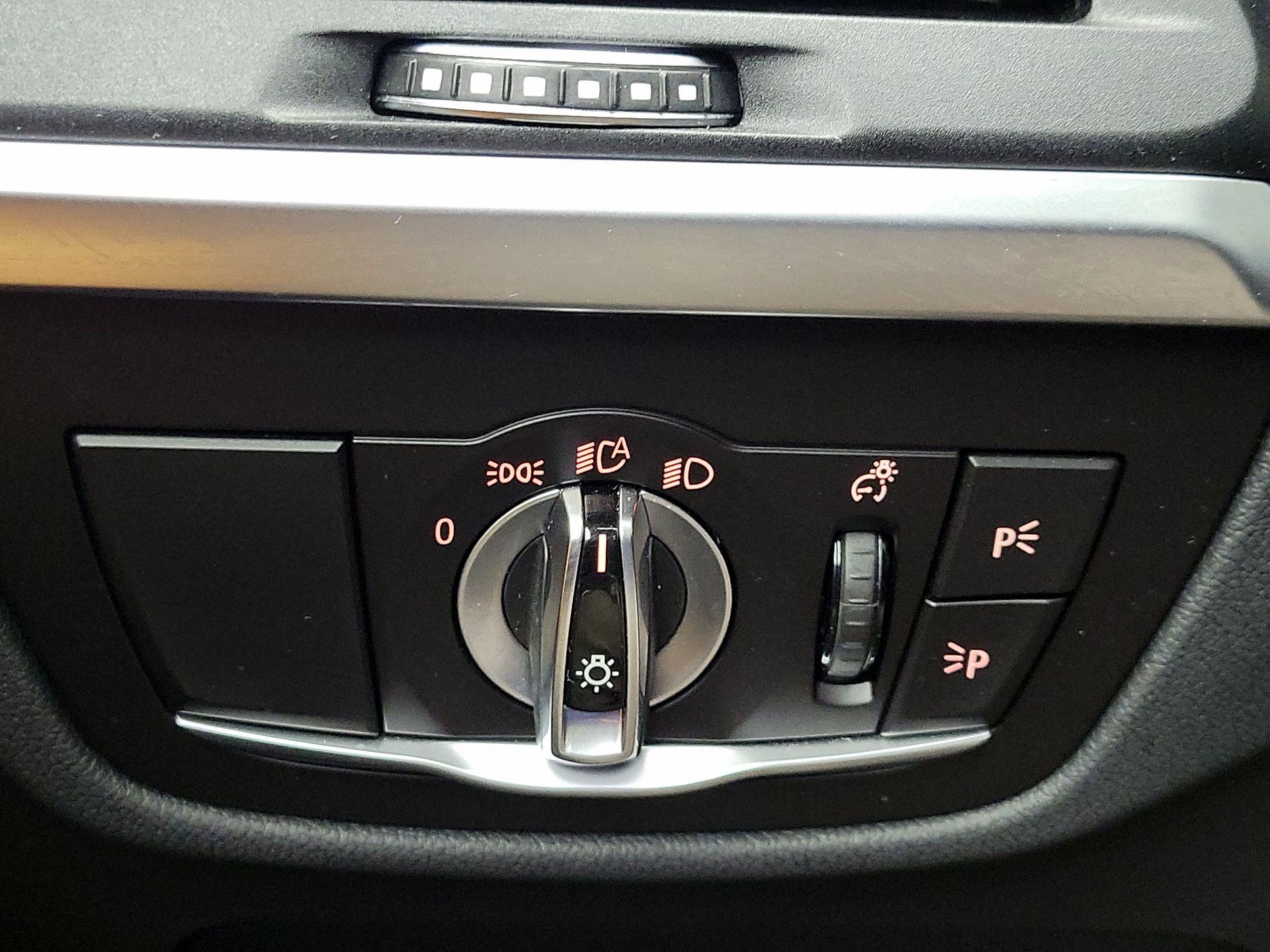 Thumbnail: 2022 BMW X3 - 13