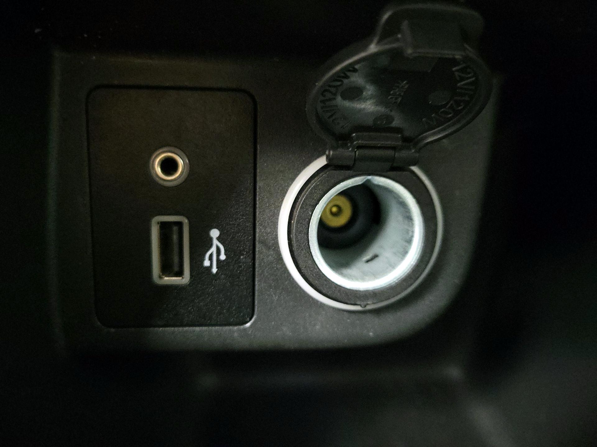 Thumbnail: 2023 Nissan Kicks - 17