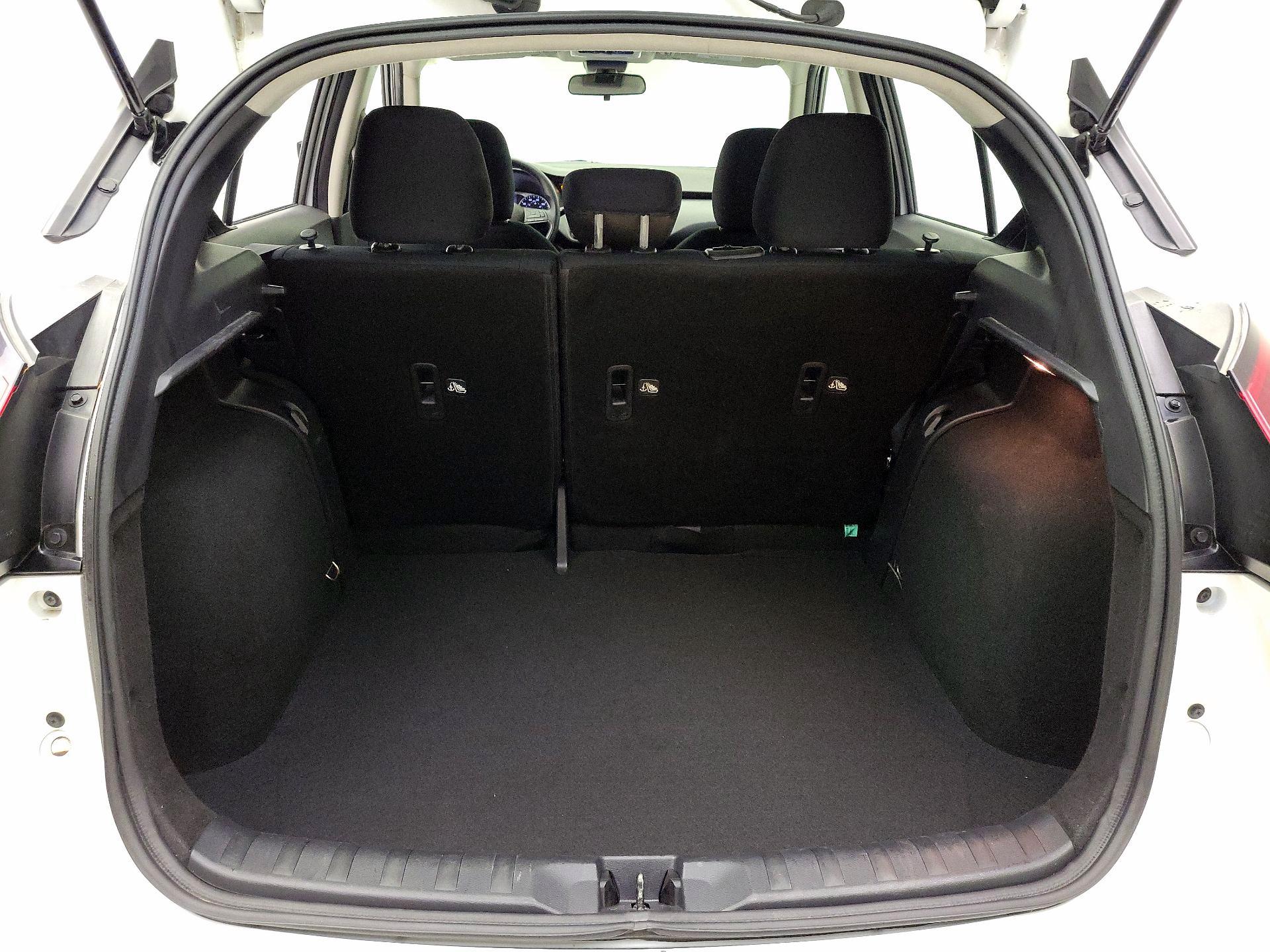 Thumbnail: 2023 Nissan Kicks - 19