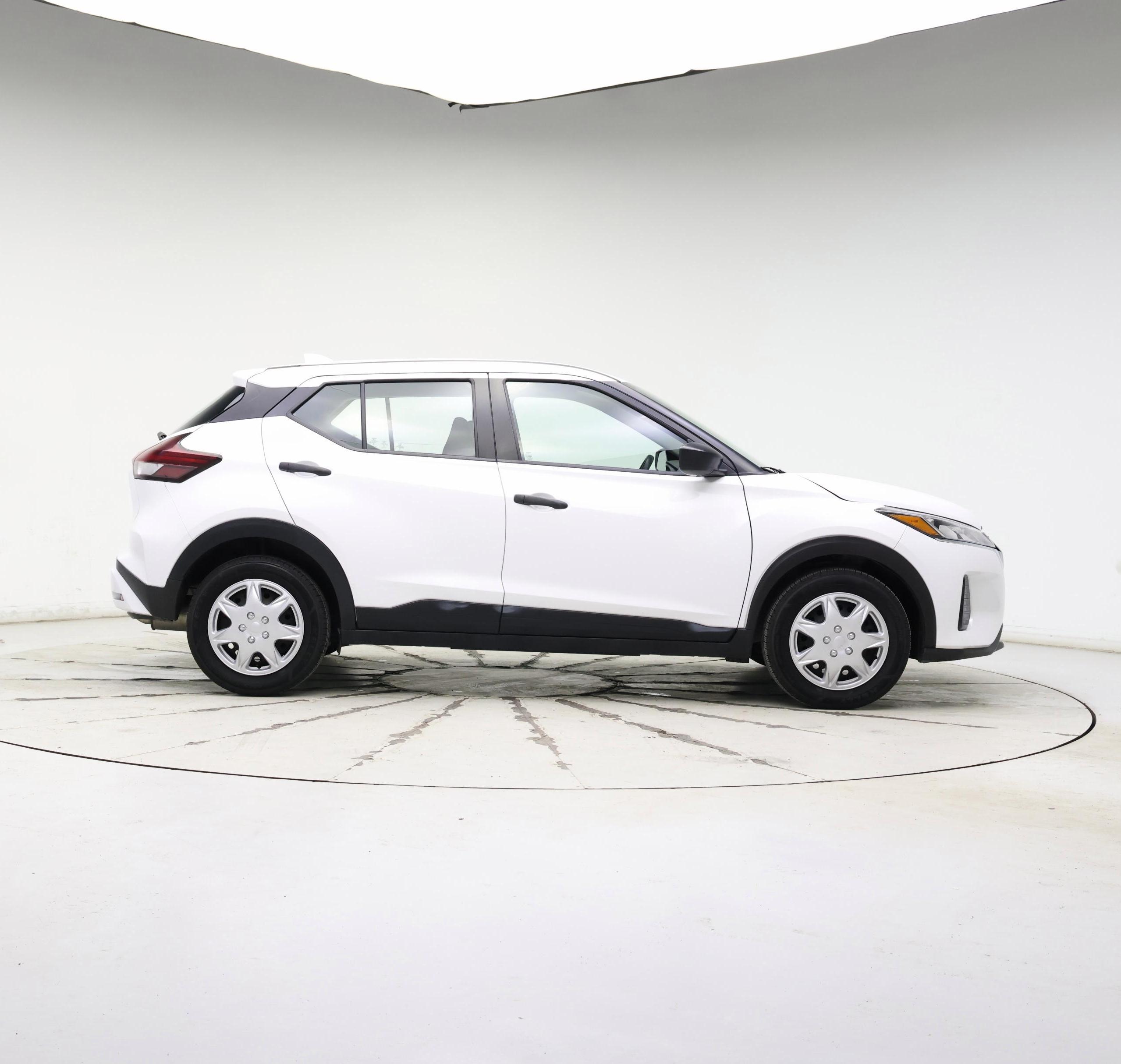 Thumbnail: 2023 Nissan Kicks - 7