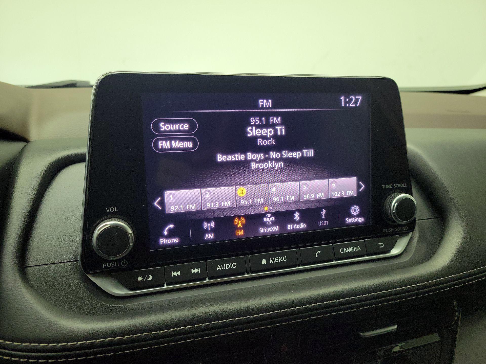 Thumbnail: 2022 Nissan Rogue - 15