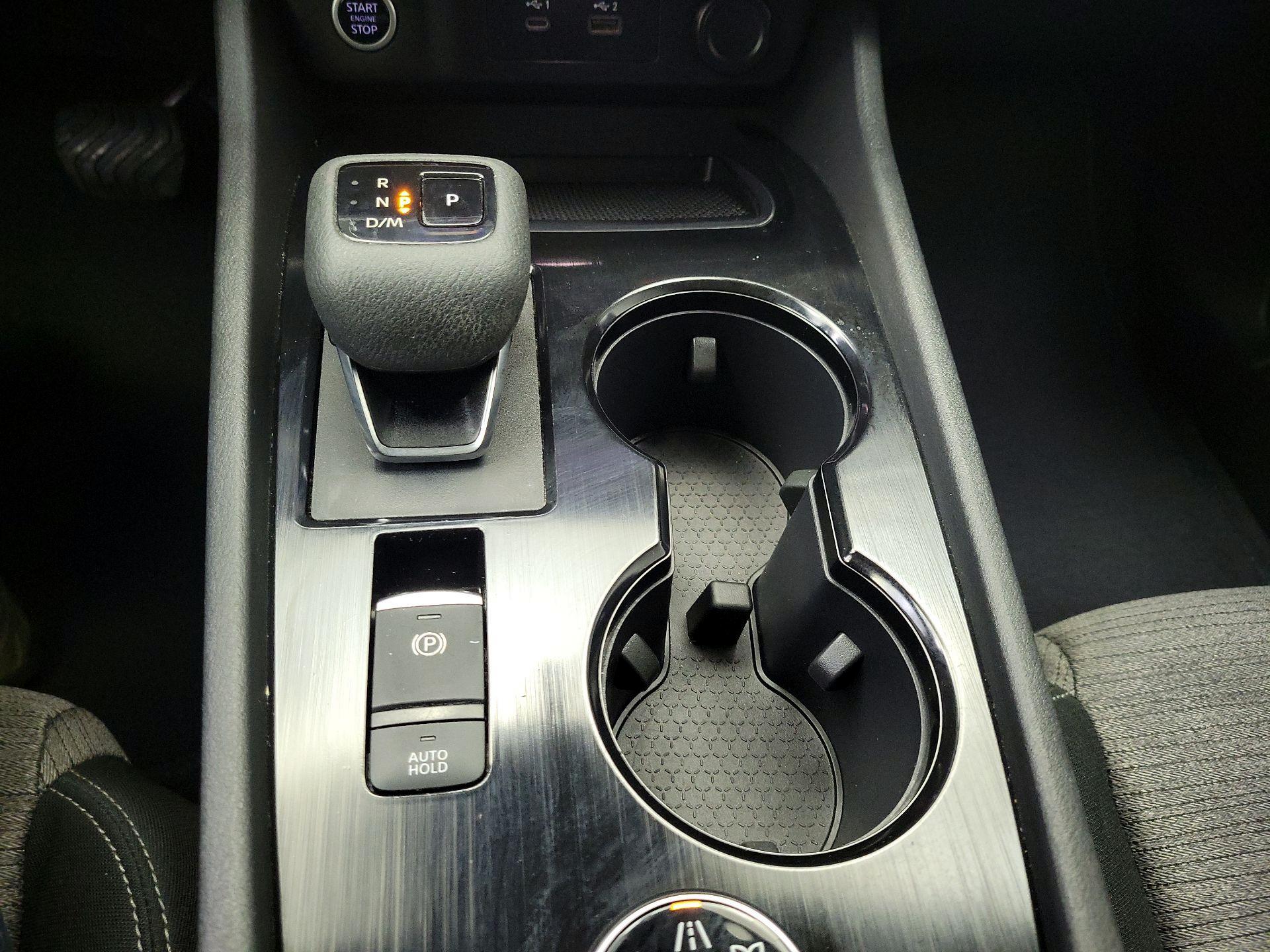 Thumbnail: 2022 Nissan Rogue - 17